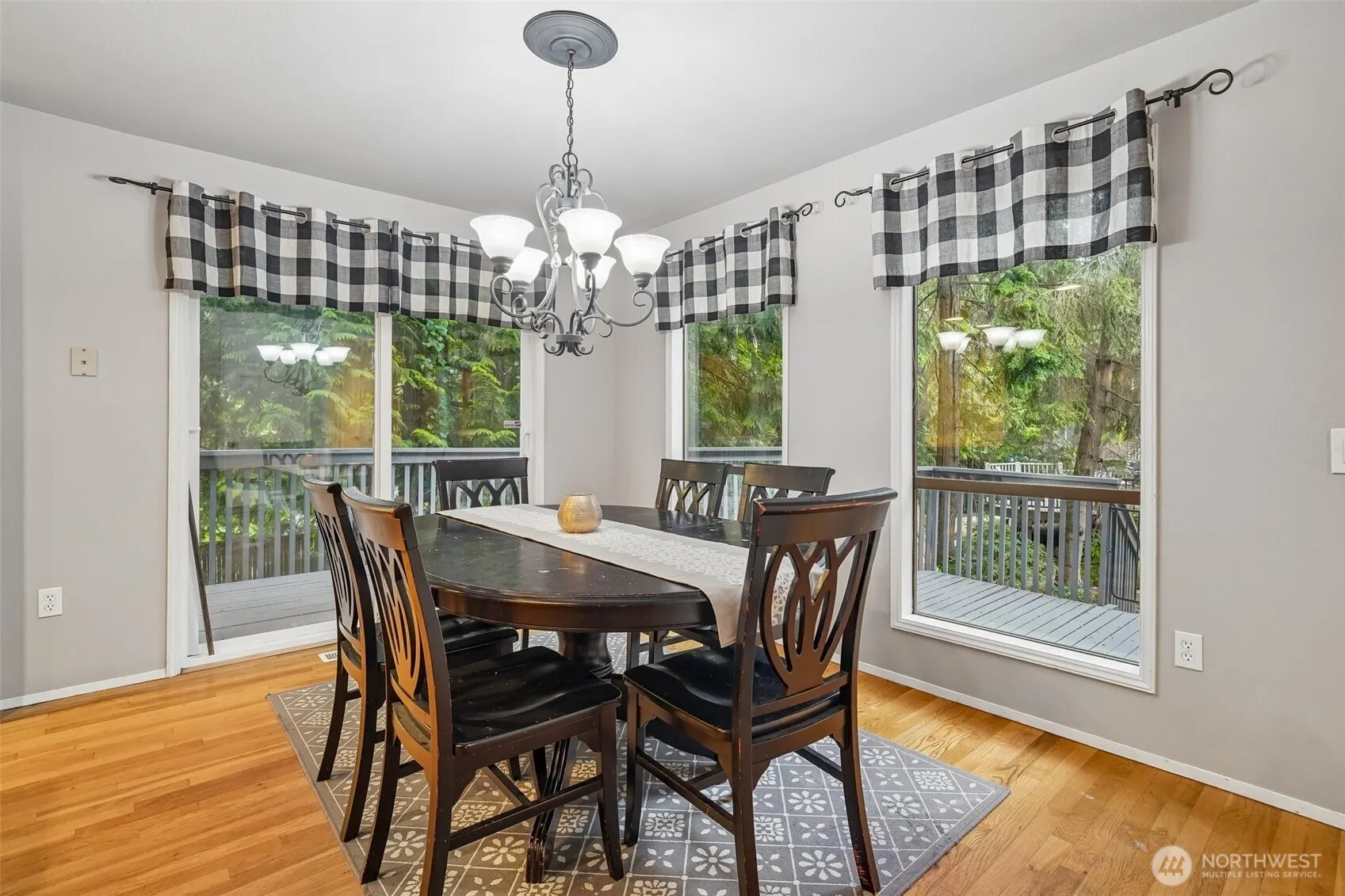 22330 NE 28th Street , Sammamish, WA 98074