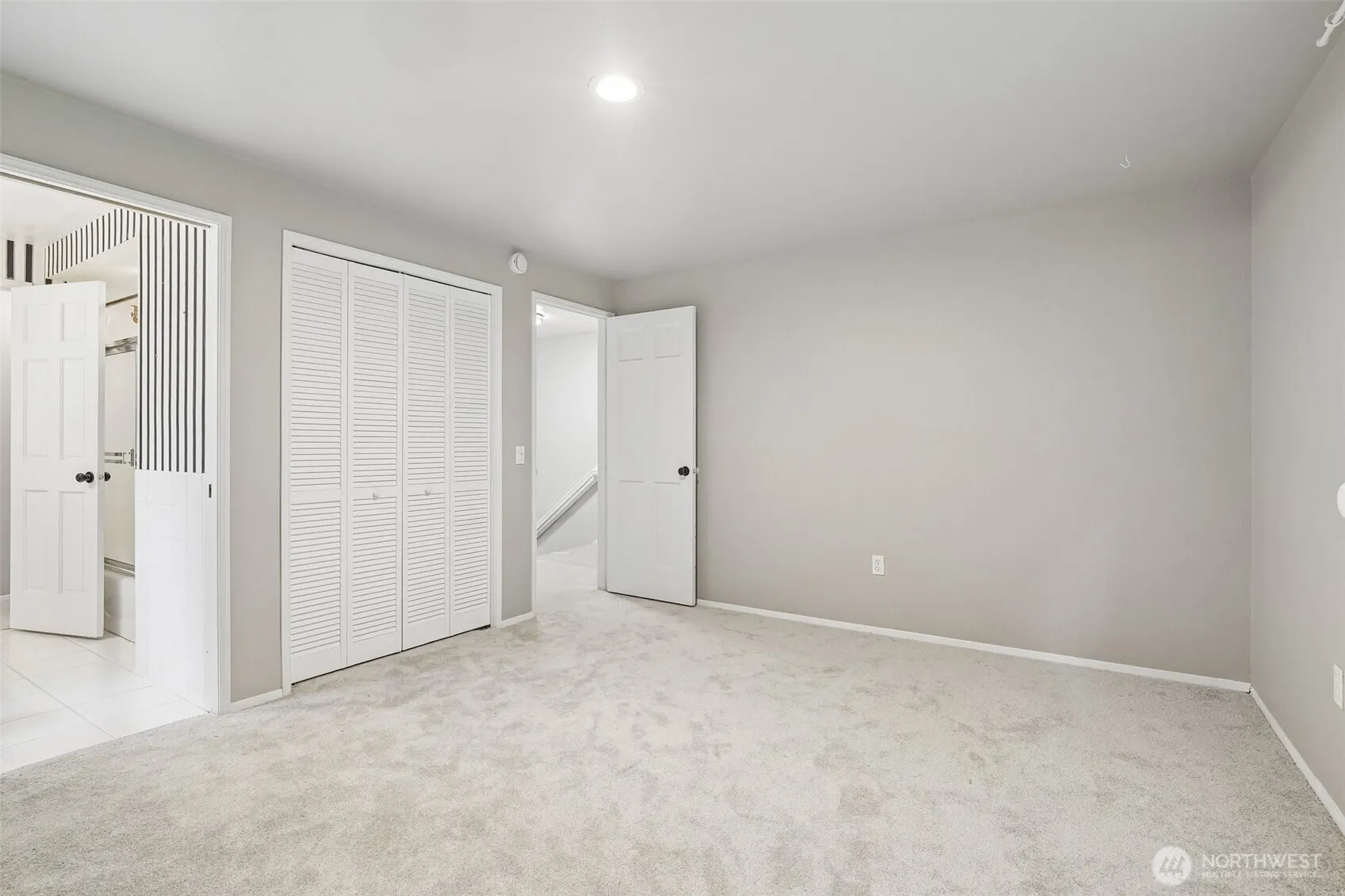 22330 NE 28th Street , Sammamish, WA 98074