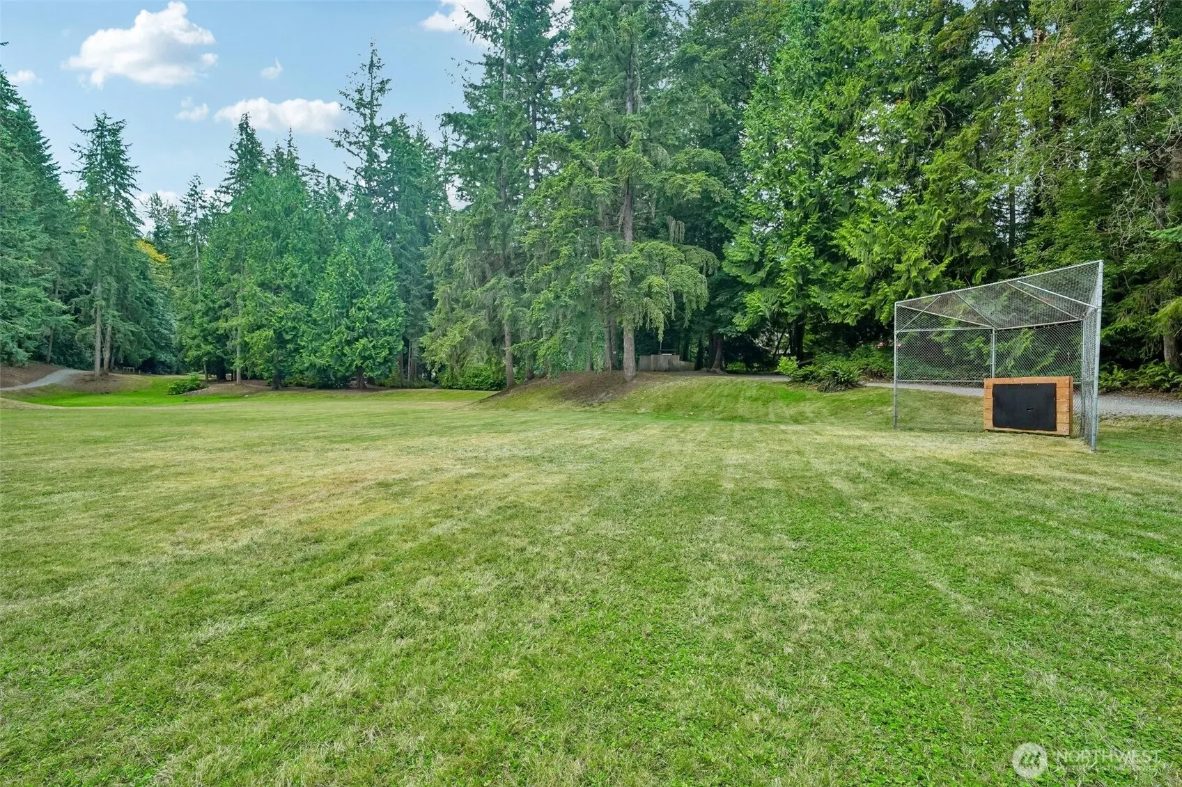 22330 NE 28th Street , Sammamish, WA 98074