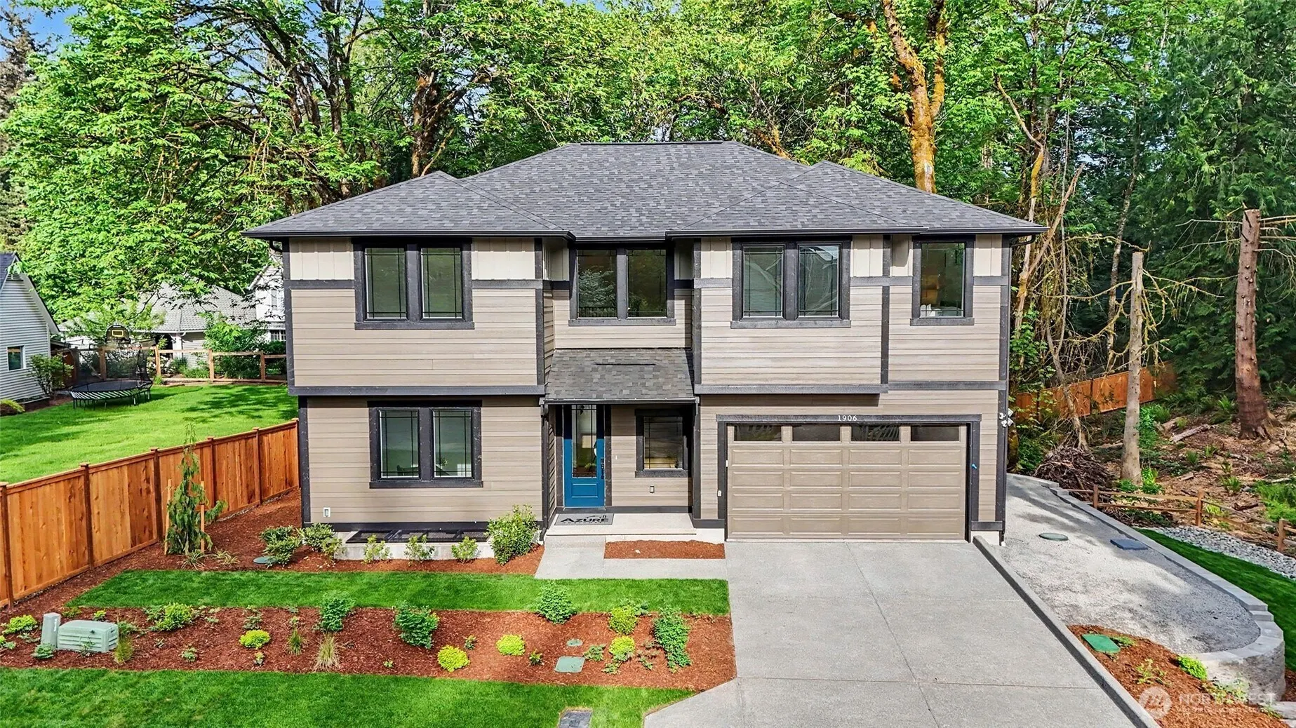 1906 223rd Avenue SE, Sammamish, WA 98075