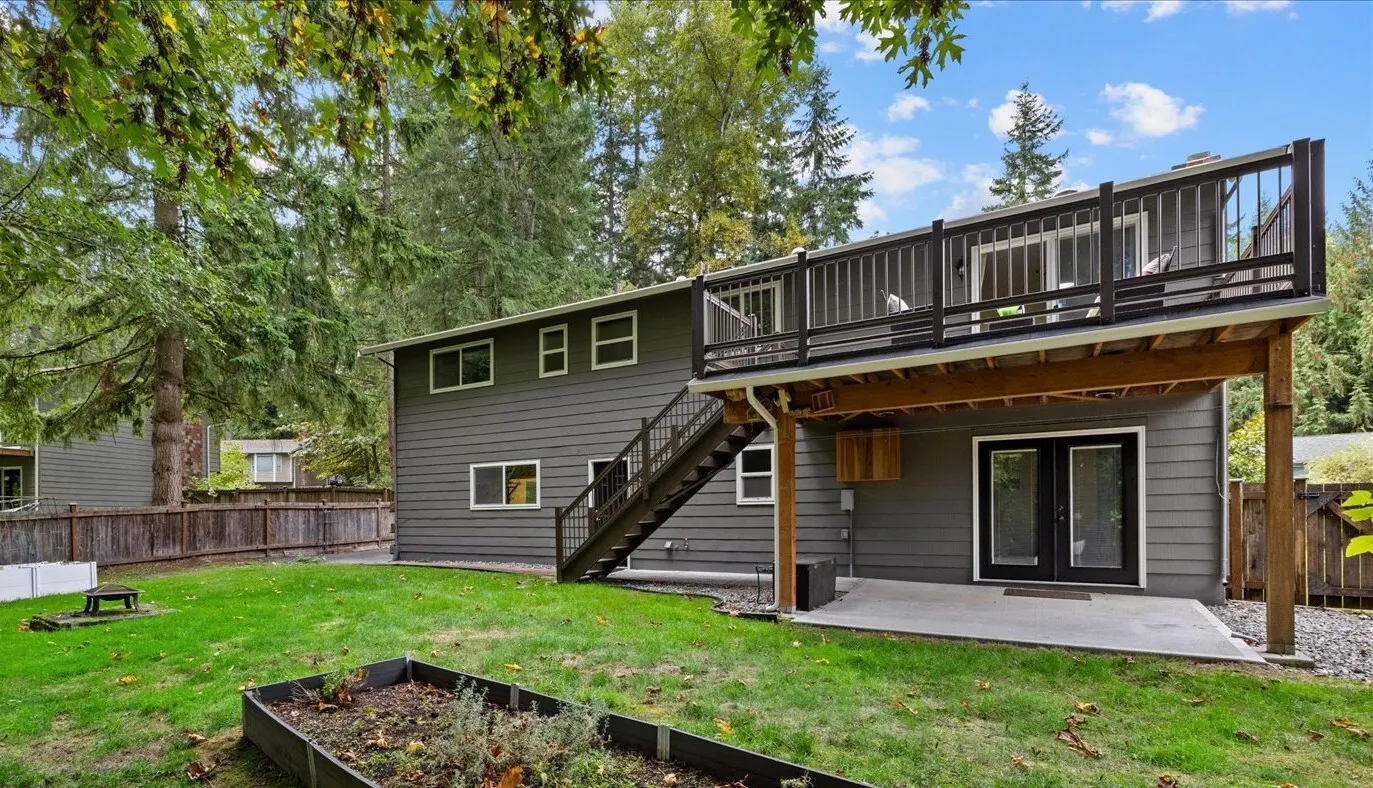 15912 174th Avenue NE, Woodinville, WA 98072