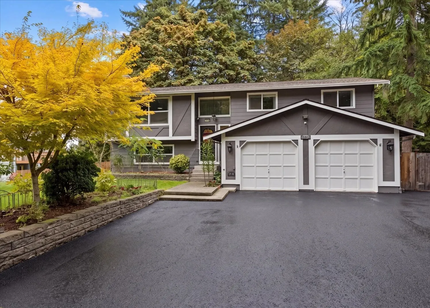 15912 174th Avenue NE, Woodinville, WA 98072