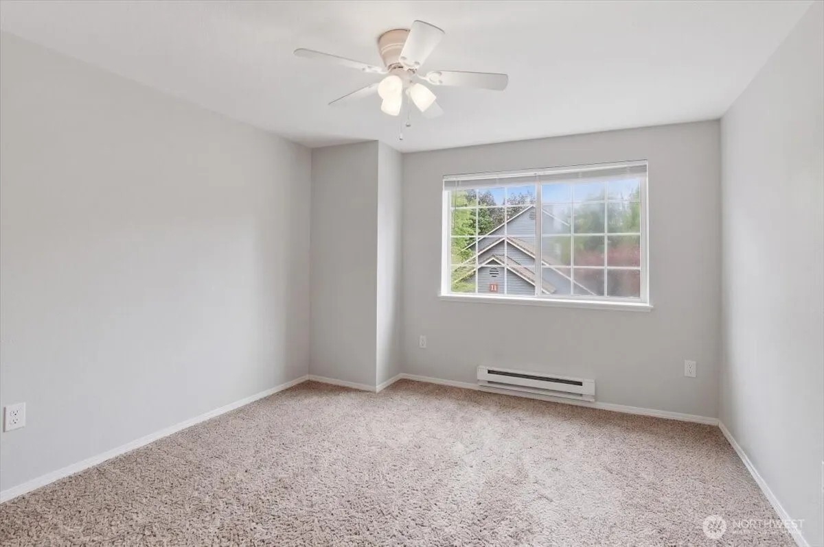 15433 Country Club Drive #E305, Mill Creek, WA 98012
