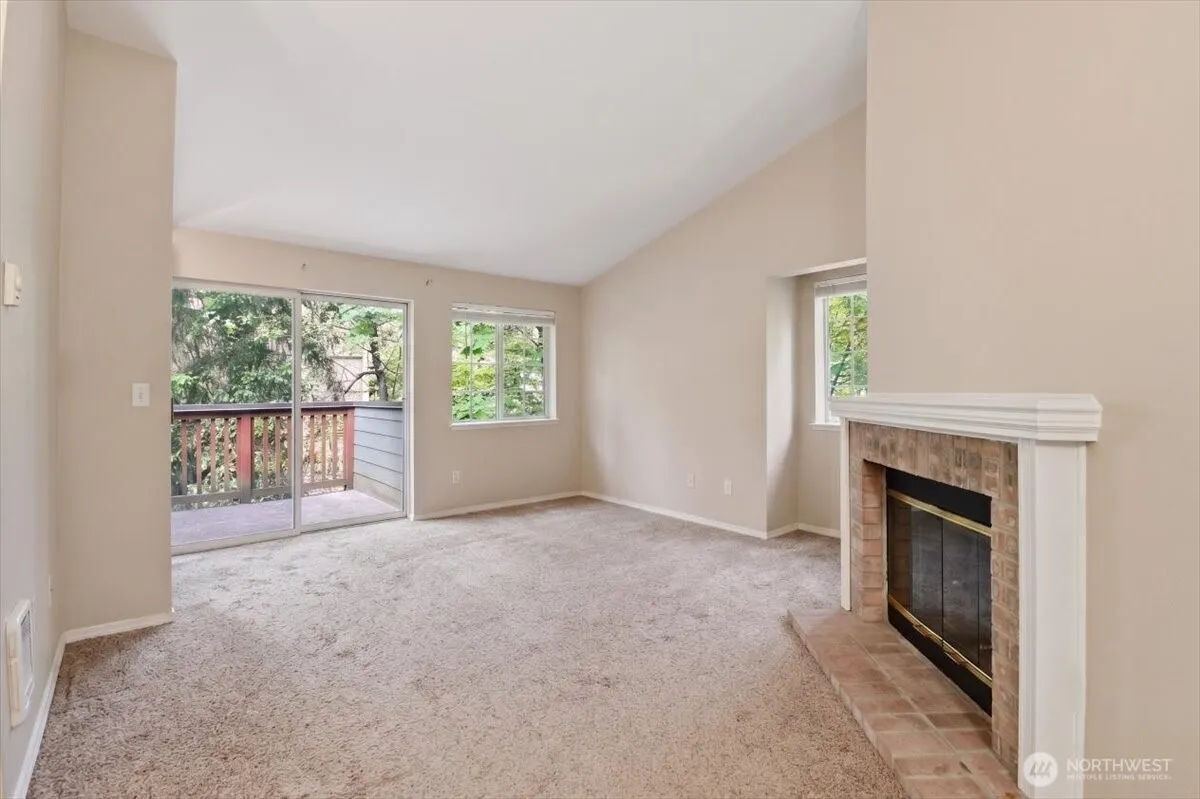 15433 Country Club Drive #E305, Mill Creek, WA 98012