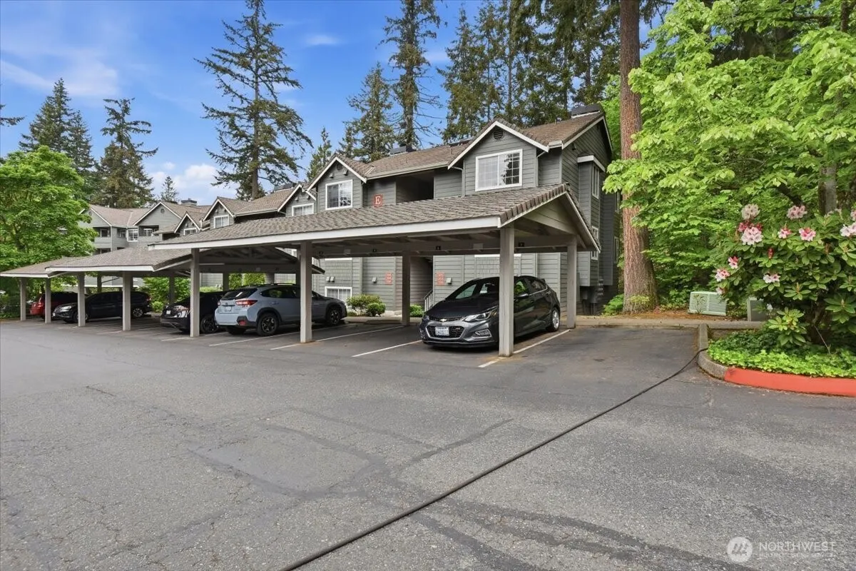 15433 Country Club Drive #E305, Mill Creek, WA 98012