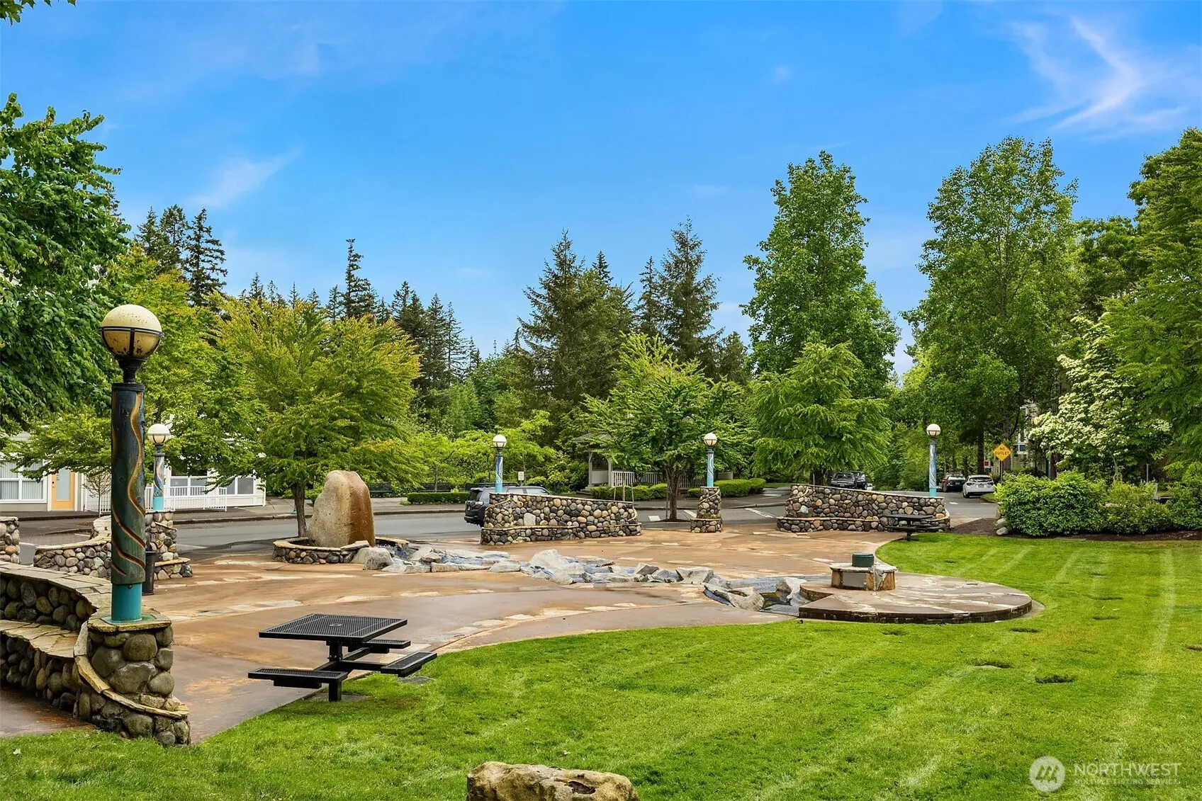 1601 NE Katsura Street #103, Issaquah, WA 98029