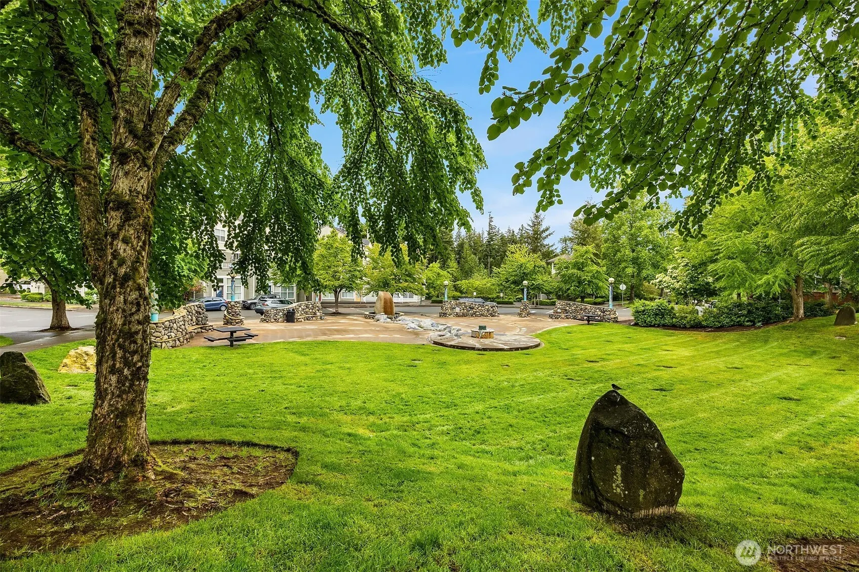 1601 NE Katsura Street #103, Issaquah, WA 98029