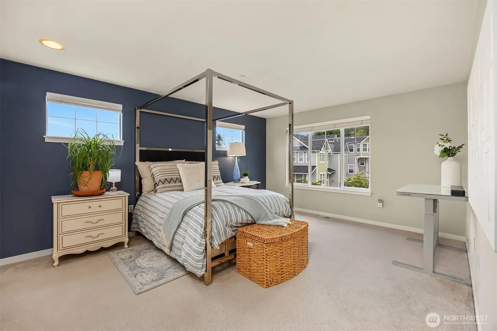 1601 NE Katsura Street #103, Issaquah, WA 98029