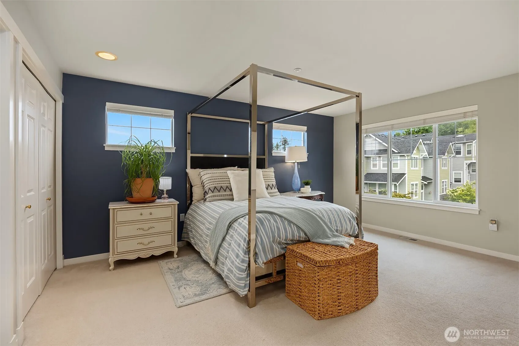 1601 NE Katsura Street #103, Issaquah, WA 98029