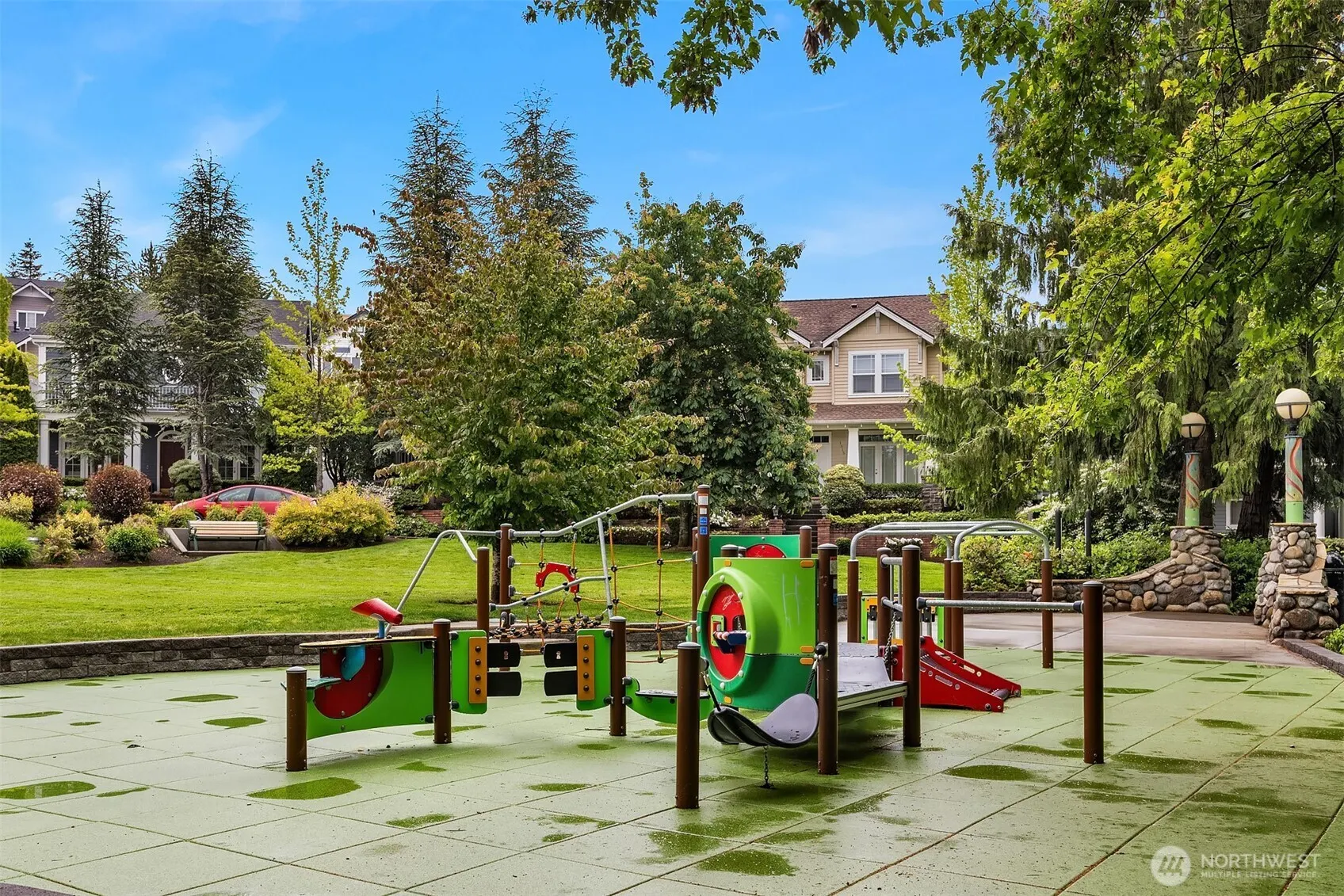 1601 NE Katsura Street #103, Issaquah, WA 98029