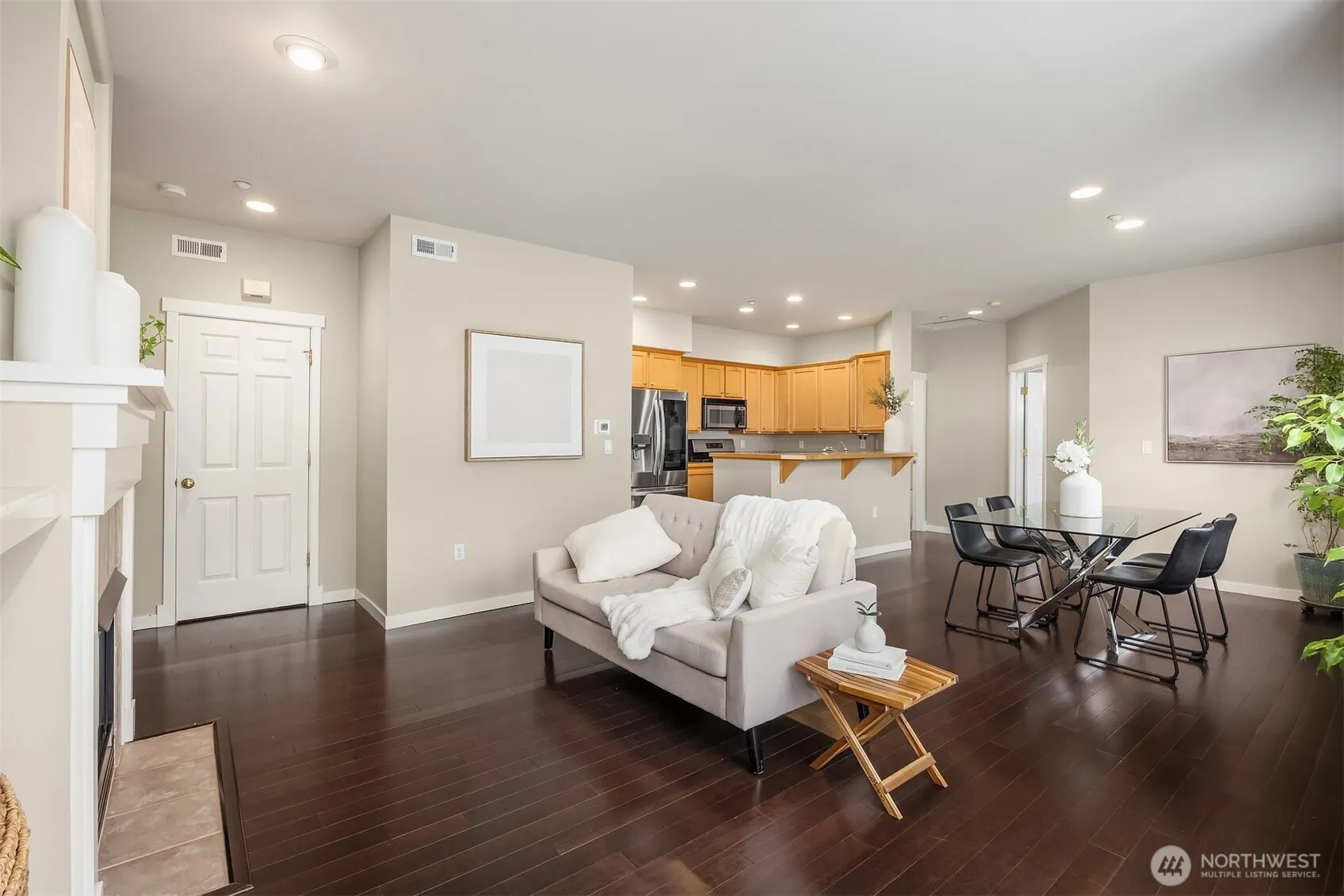 1601 NE Katsura Street #103, Issaquah, WA 98029