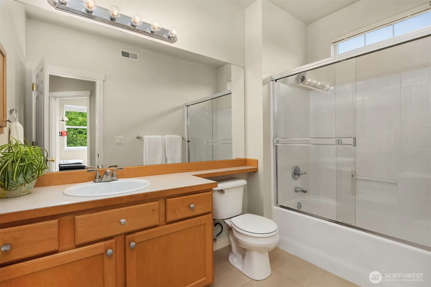 1601 NE Katsura Street #103, Issaquah, WA 98029