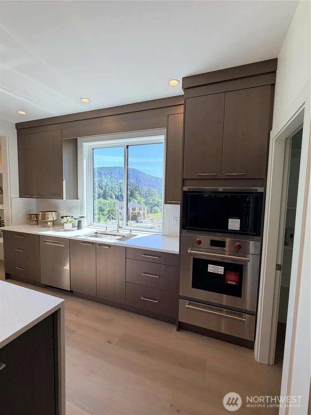4305 NE 26 Place , Renton, WA 98059