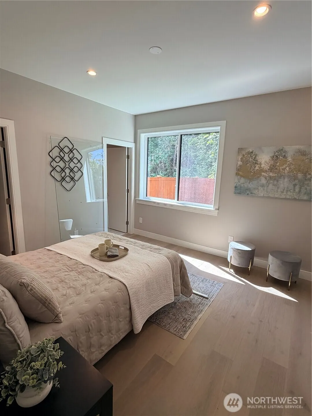 4305 NE 26 Place , Renton, WA 98059