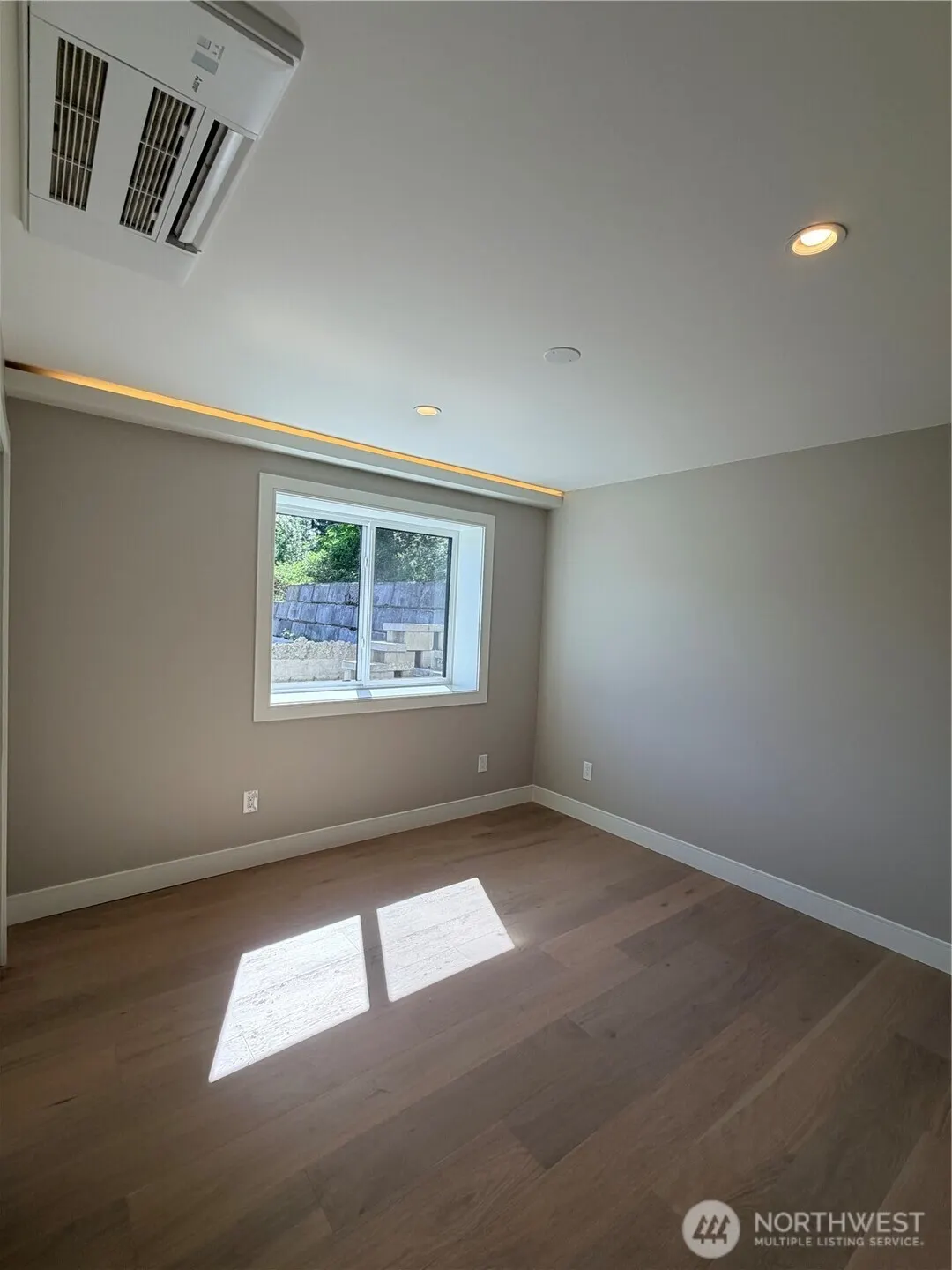 4305 NE 26 Place , Renton, WA 98059