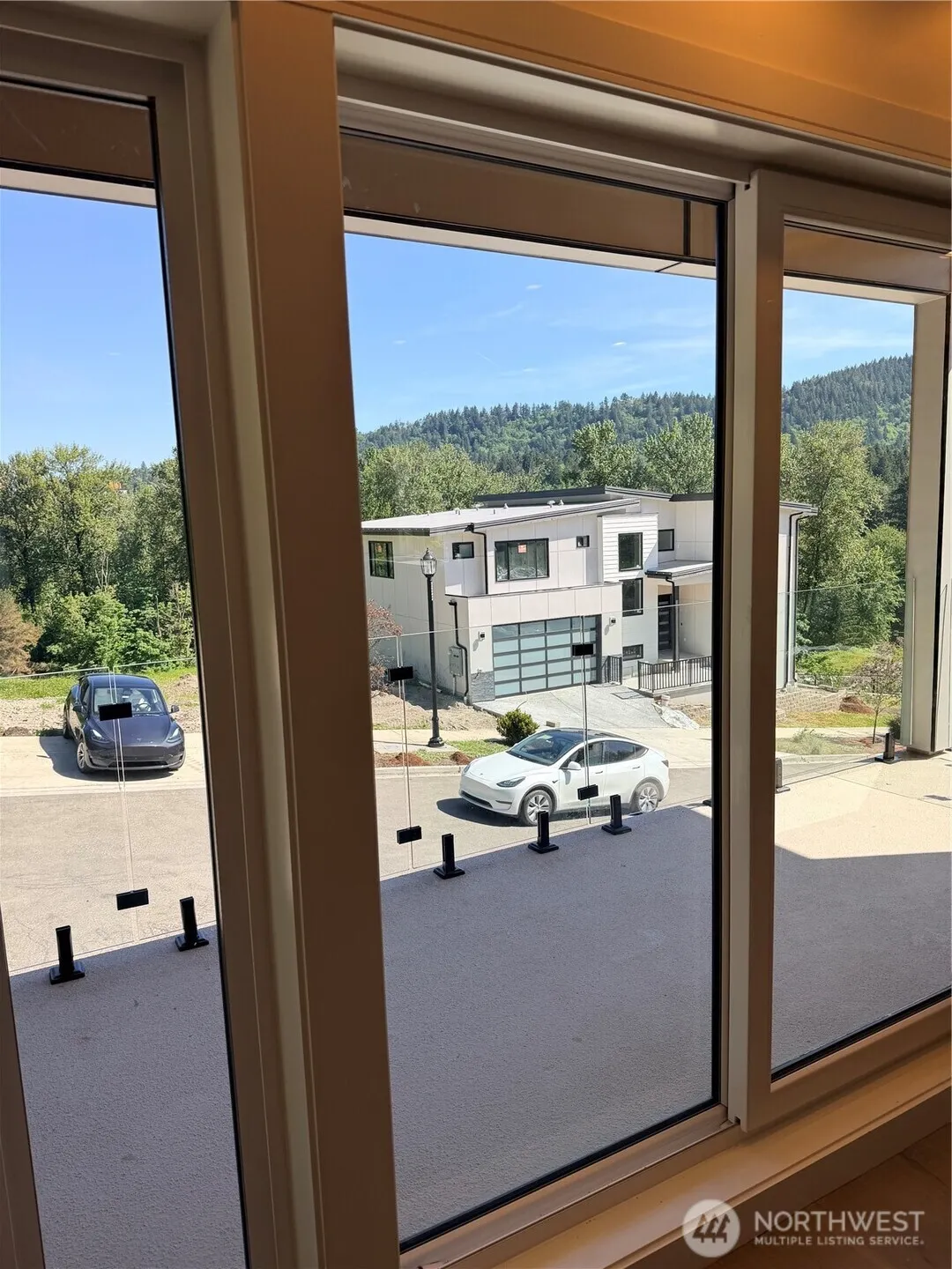 4305 NE 26 Place , Renton, WA 98059