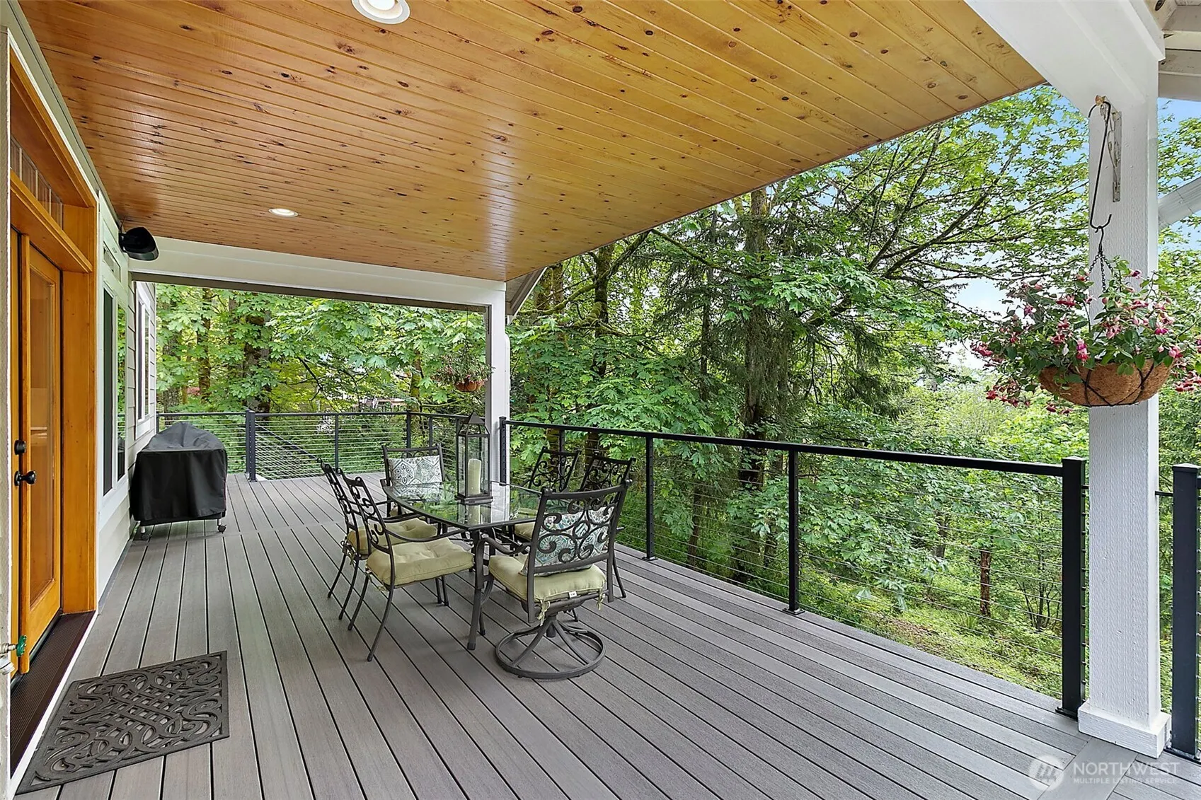 6407 282nd Avenue SE, Issaquah, WA 98027
