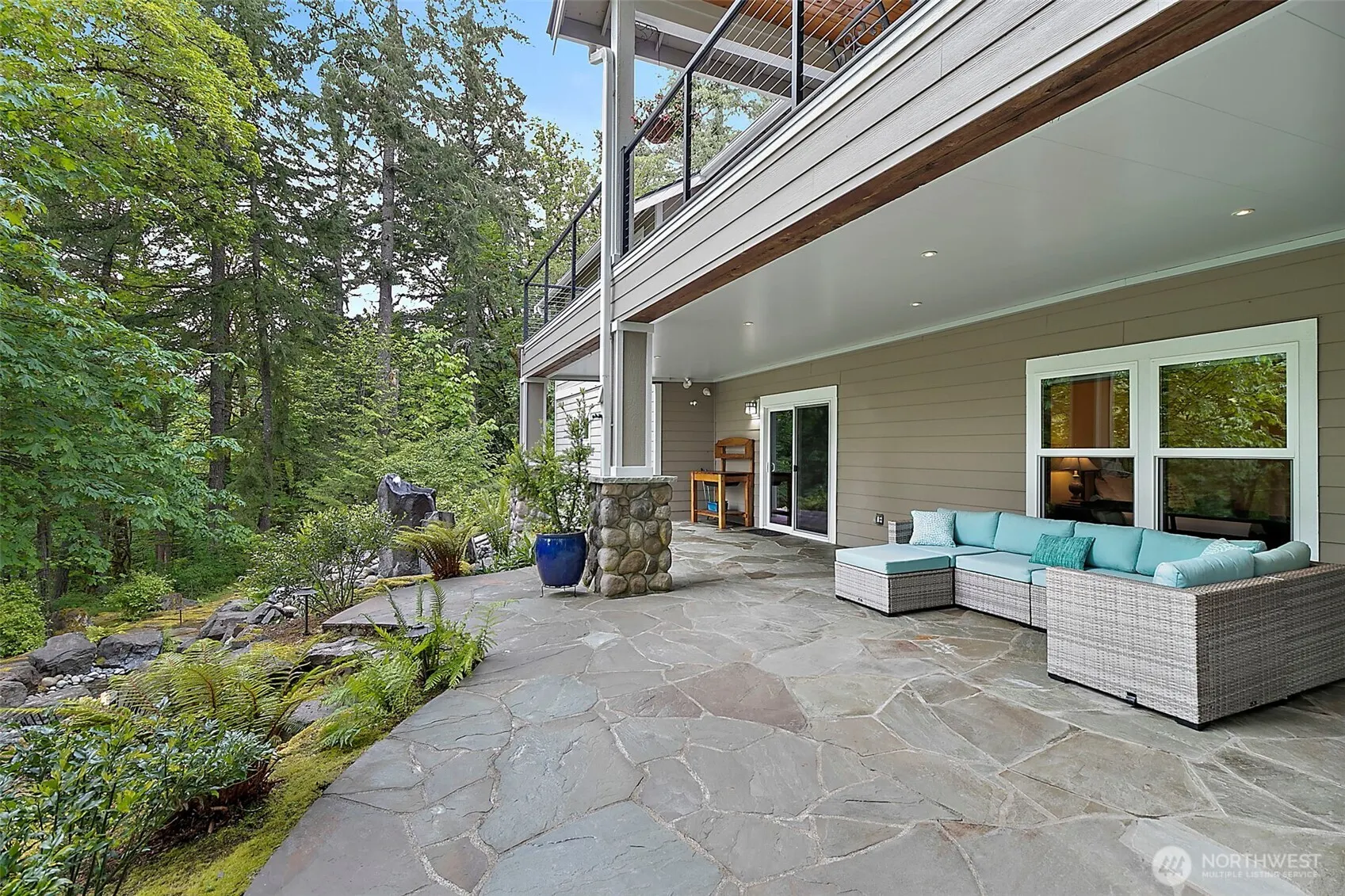 6407 282nd Avenue SE, Issaquah, WA 98027