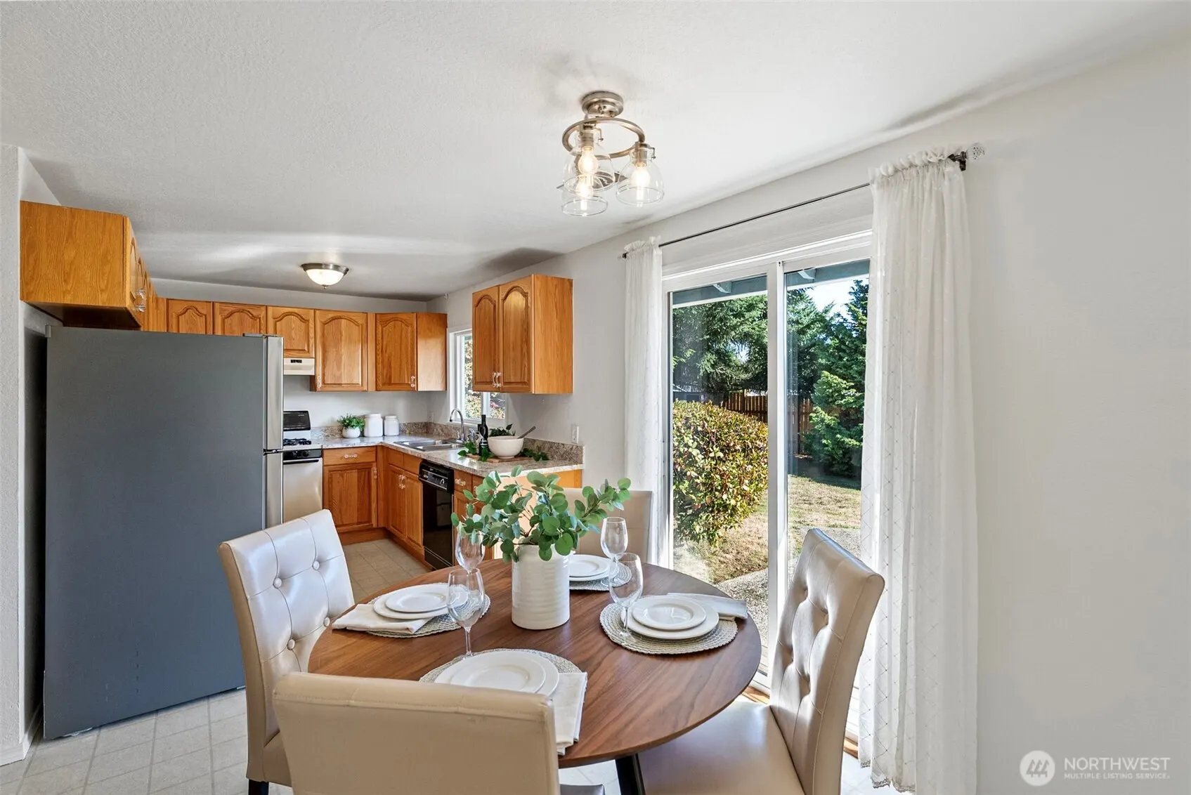 16812 123rd Avenue SE, Renton, WA 98058-6047