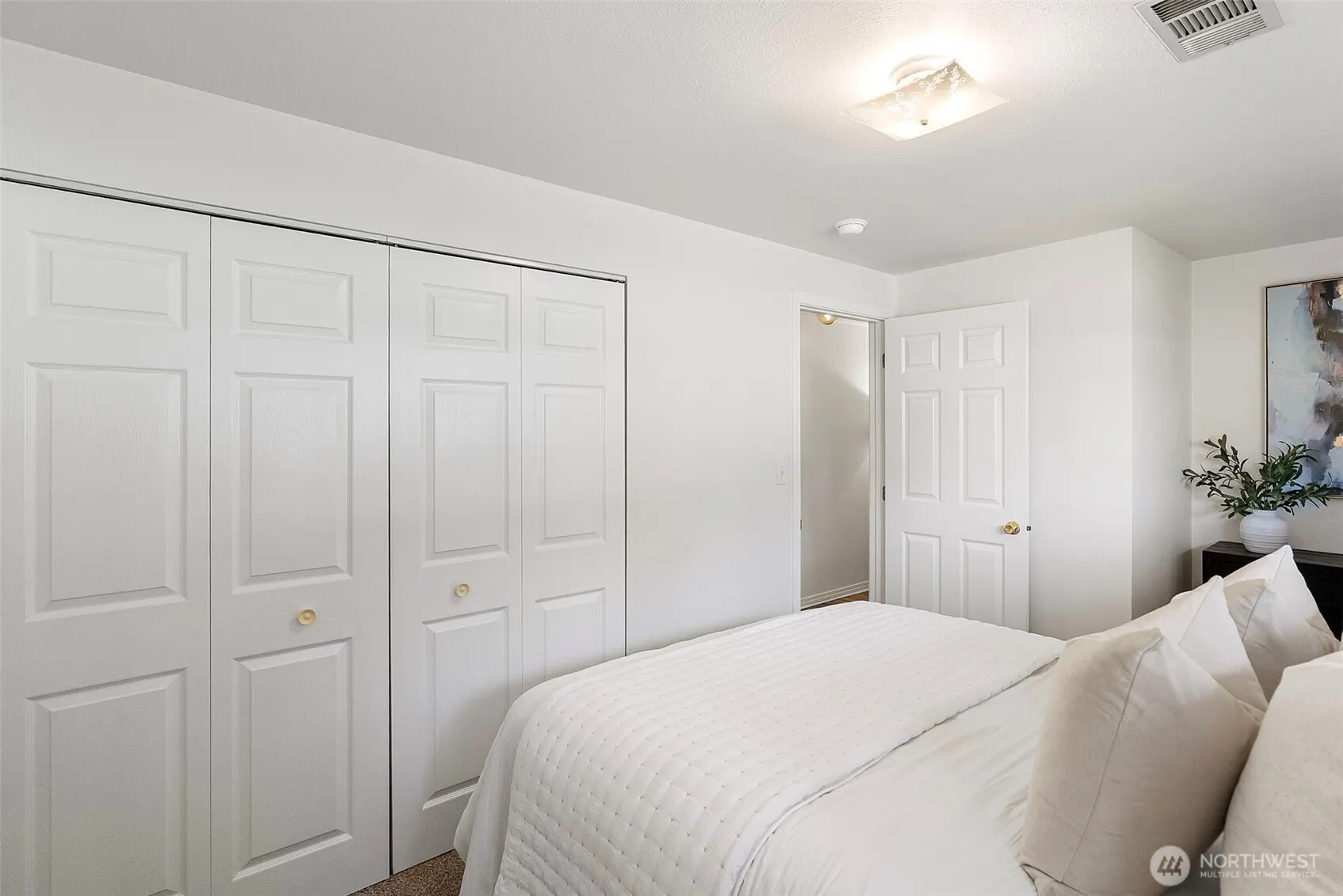 16812 123rd Avenue SE, Renton, WA 98058-6047