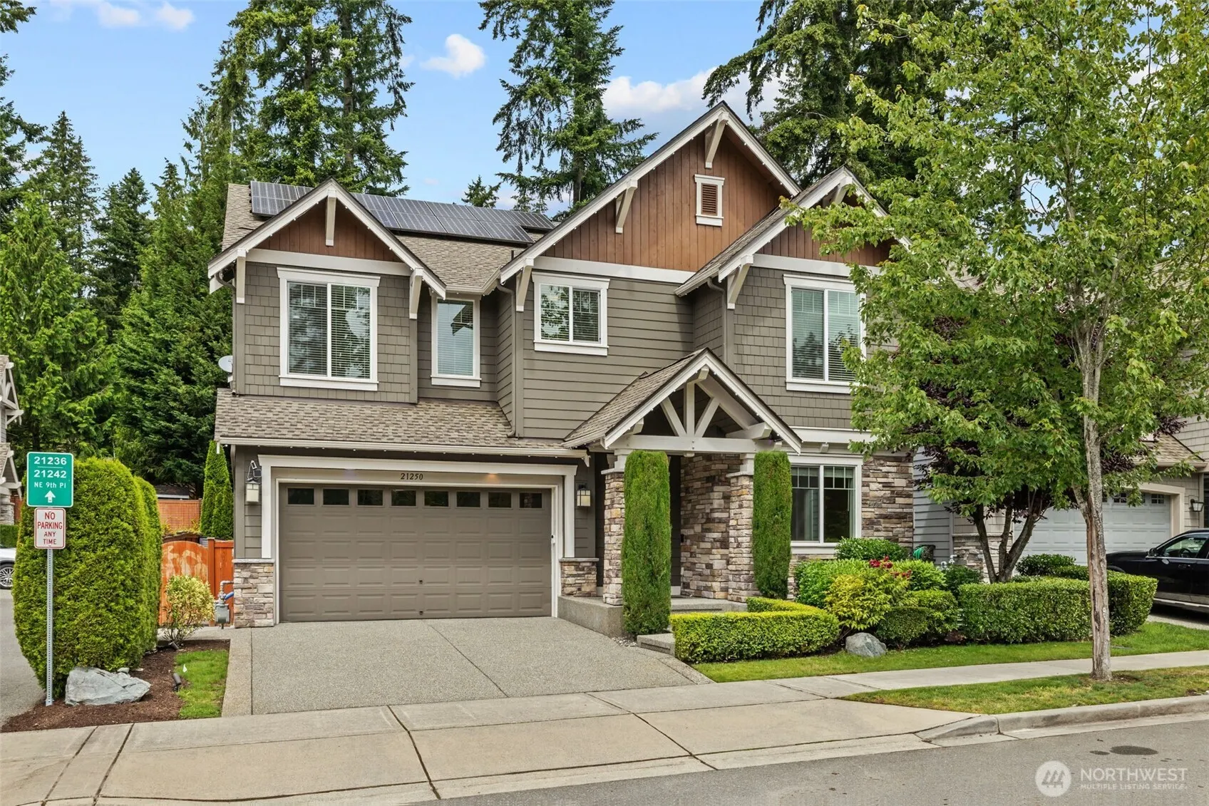 21250 NE 9th Place , Sammamish, WA 98074