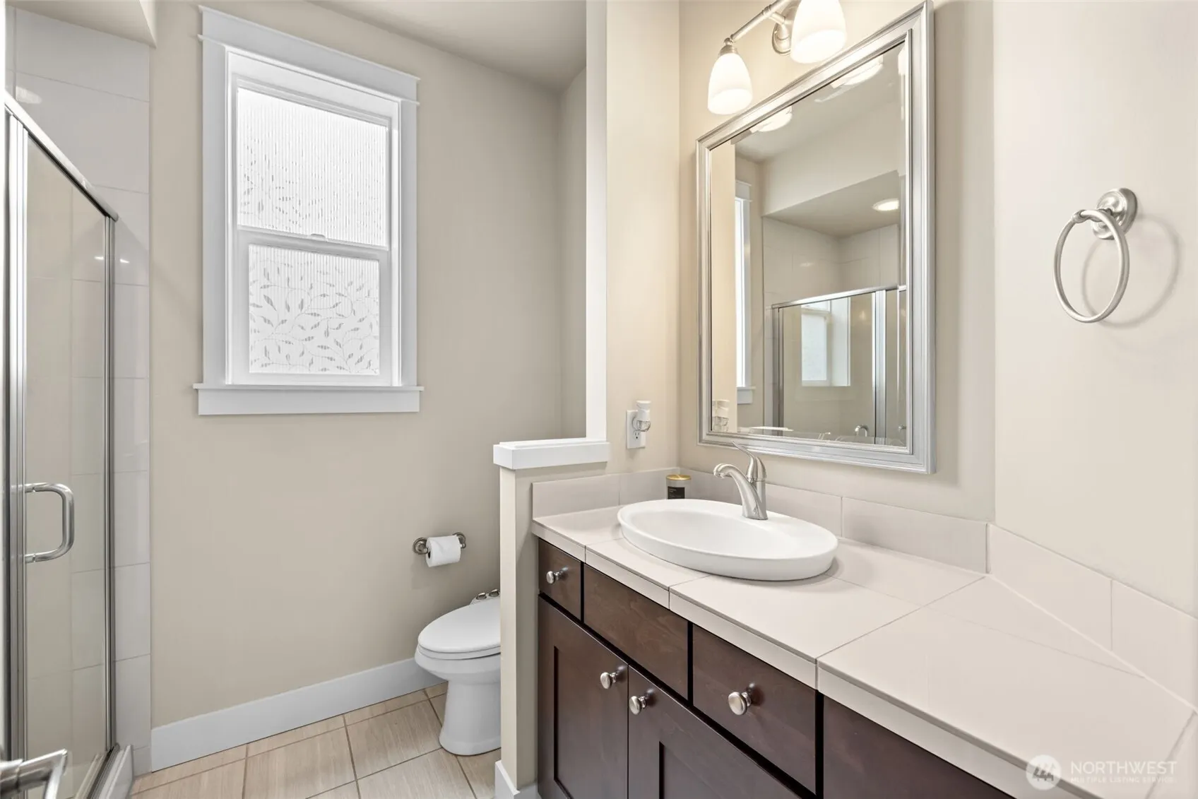 21250 NE 9th Place , Sammamish, WA 98074