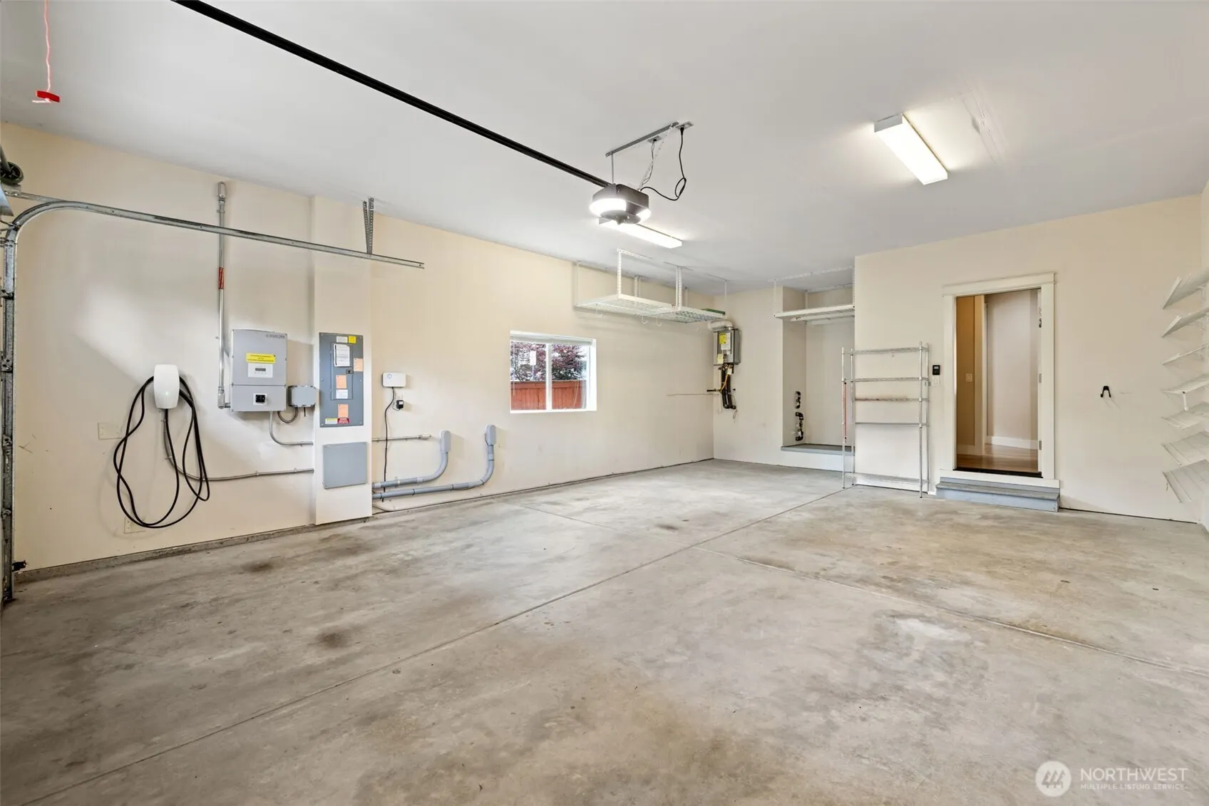 21250 NE 9th Place , Sammamish, WA 98074