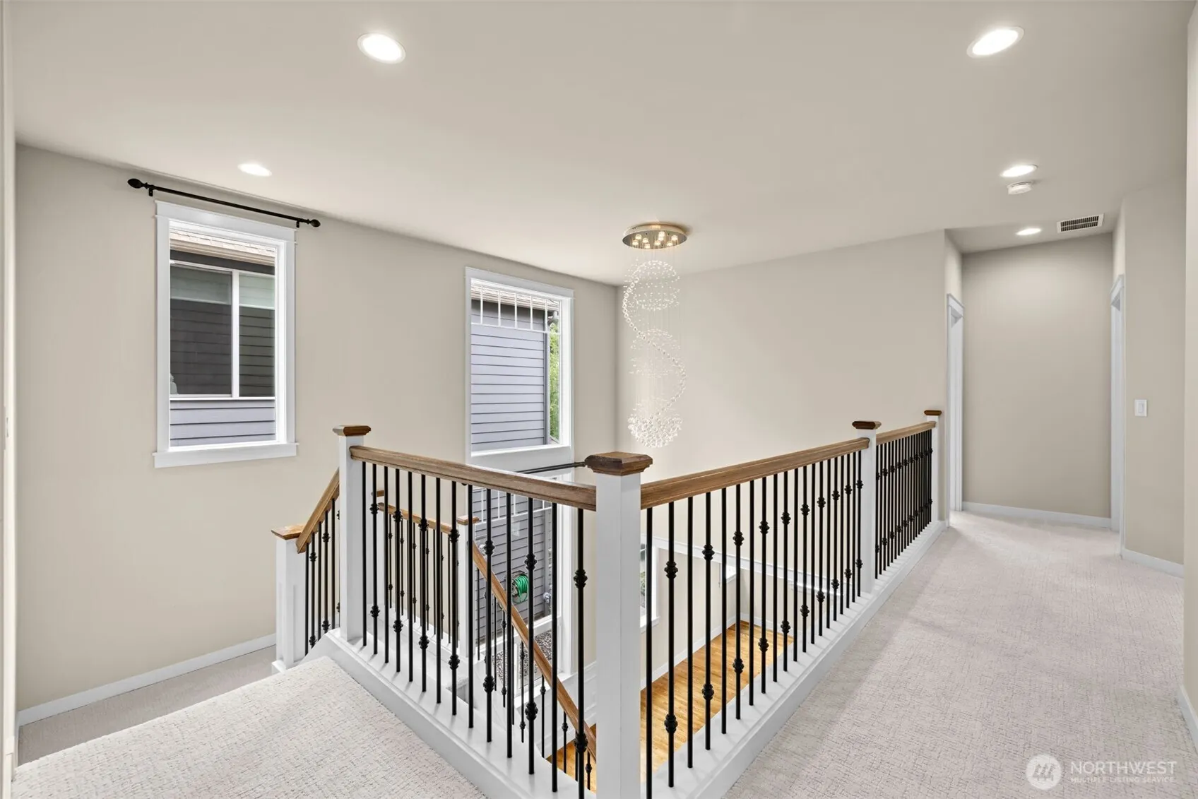 21250 NE 9th Place , Sammamish, WA 98074