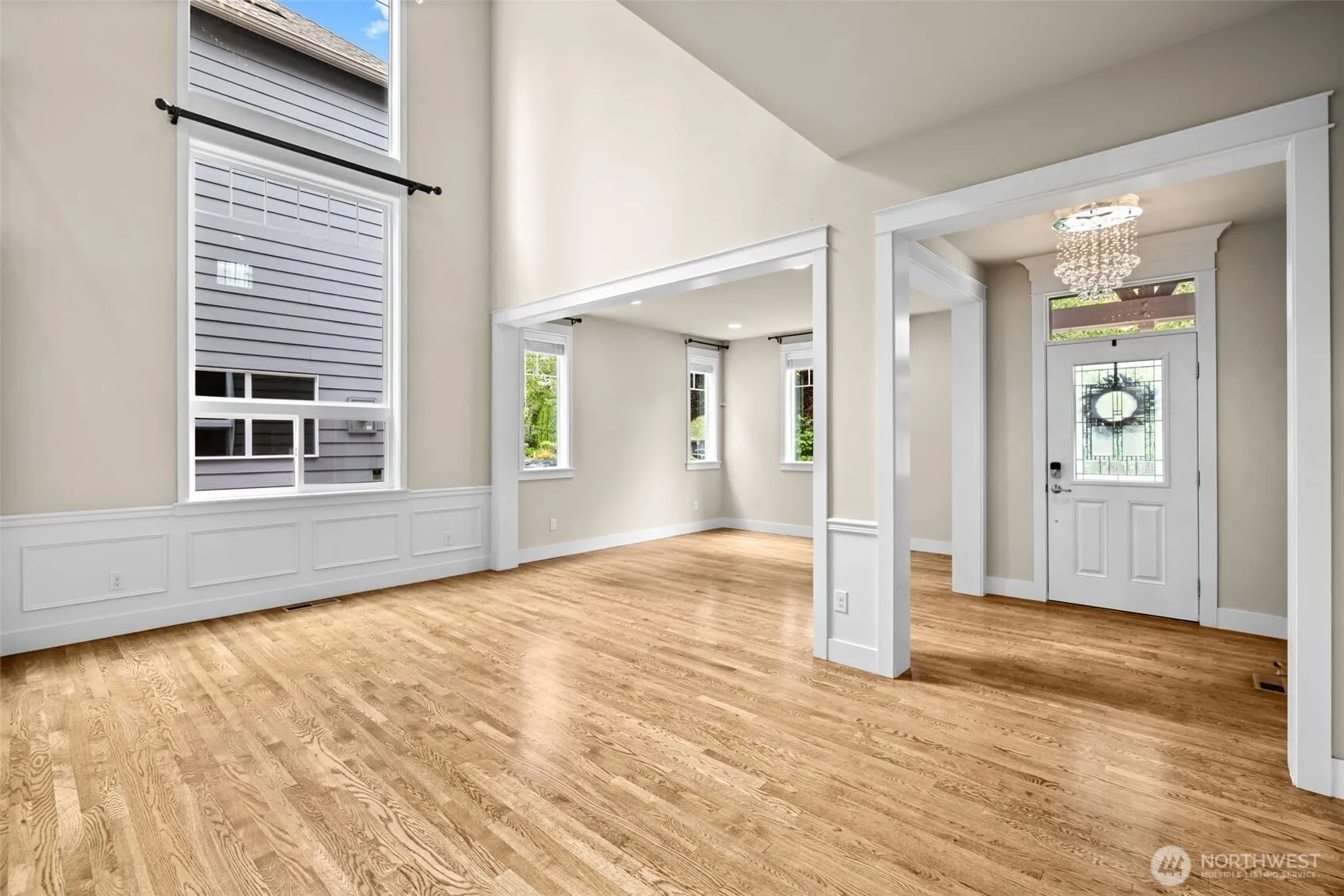 21250 NE 9th Place , Sammamish, WA 98074