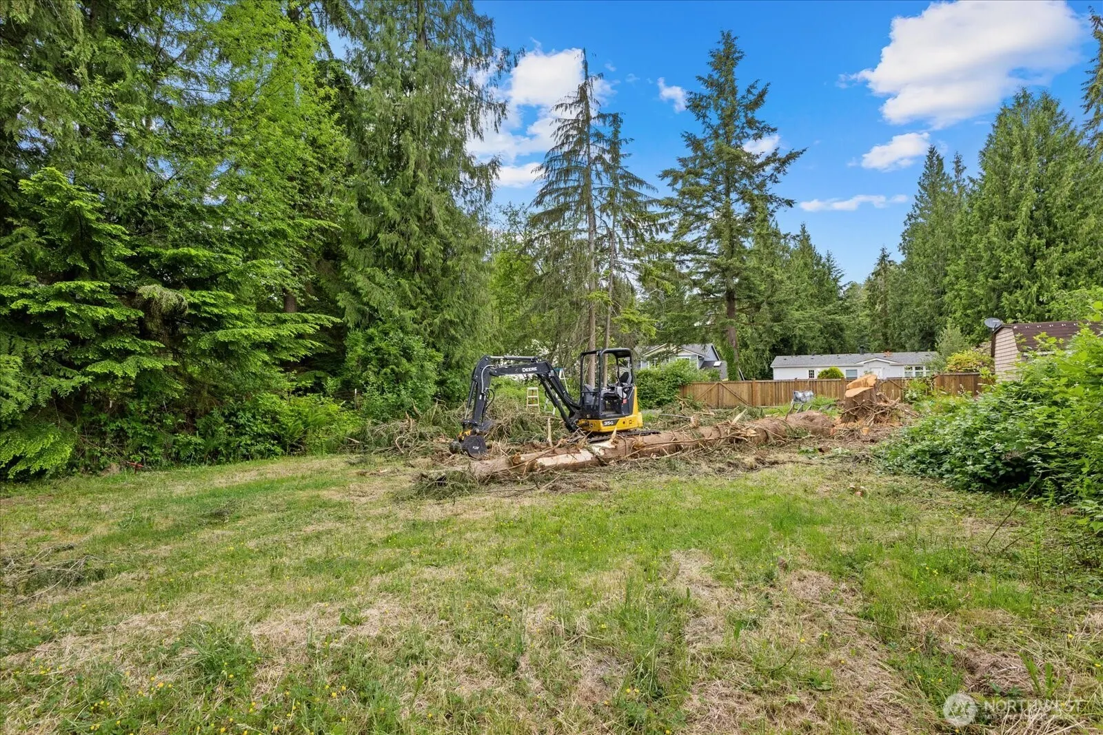10014 228th Pl SE , Woodinville, WA 98077
