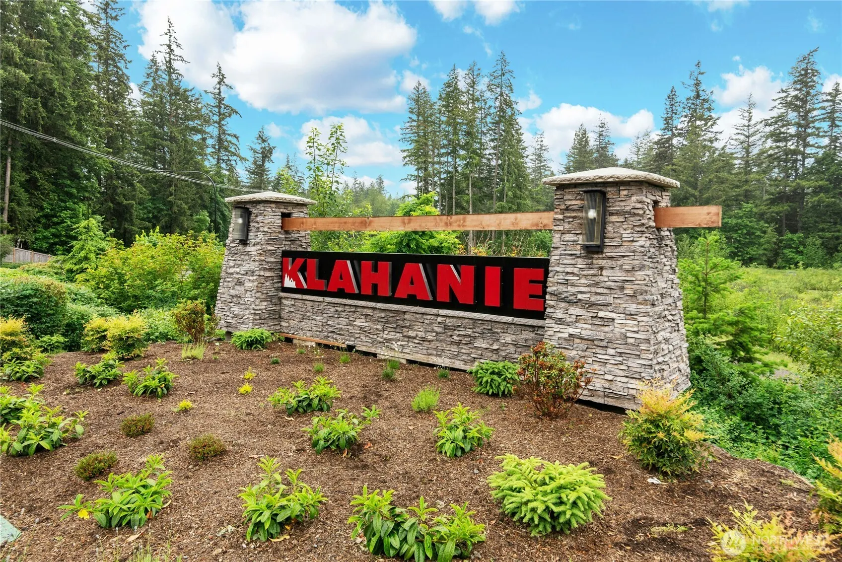 25235 SE Klahanie Boulevard #E305, Sammamish, WA 98029