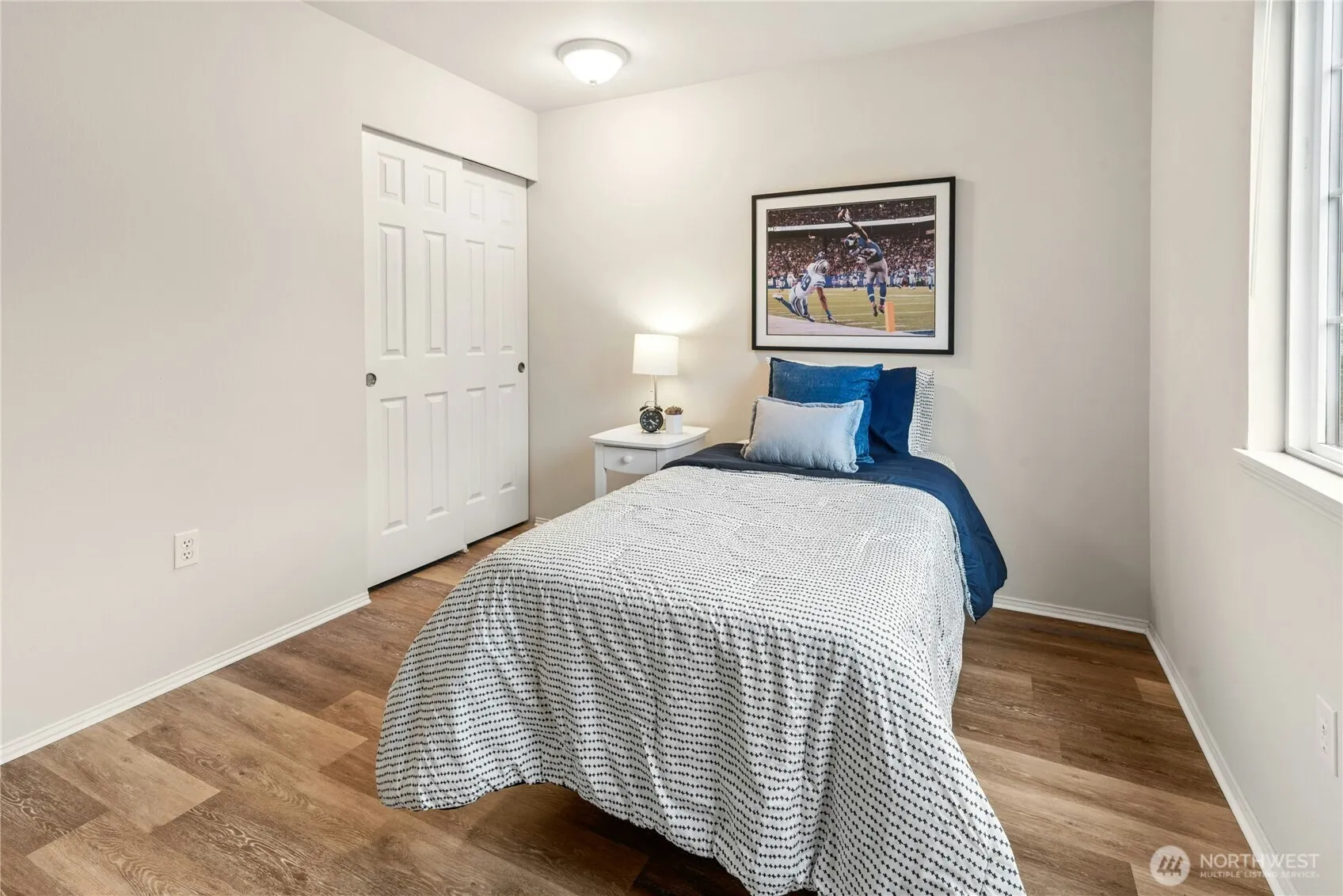 25235 SE Klahanie Boulevard #E305, Sammamish, WA 98029