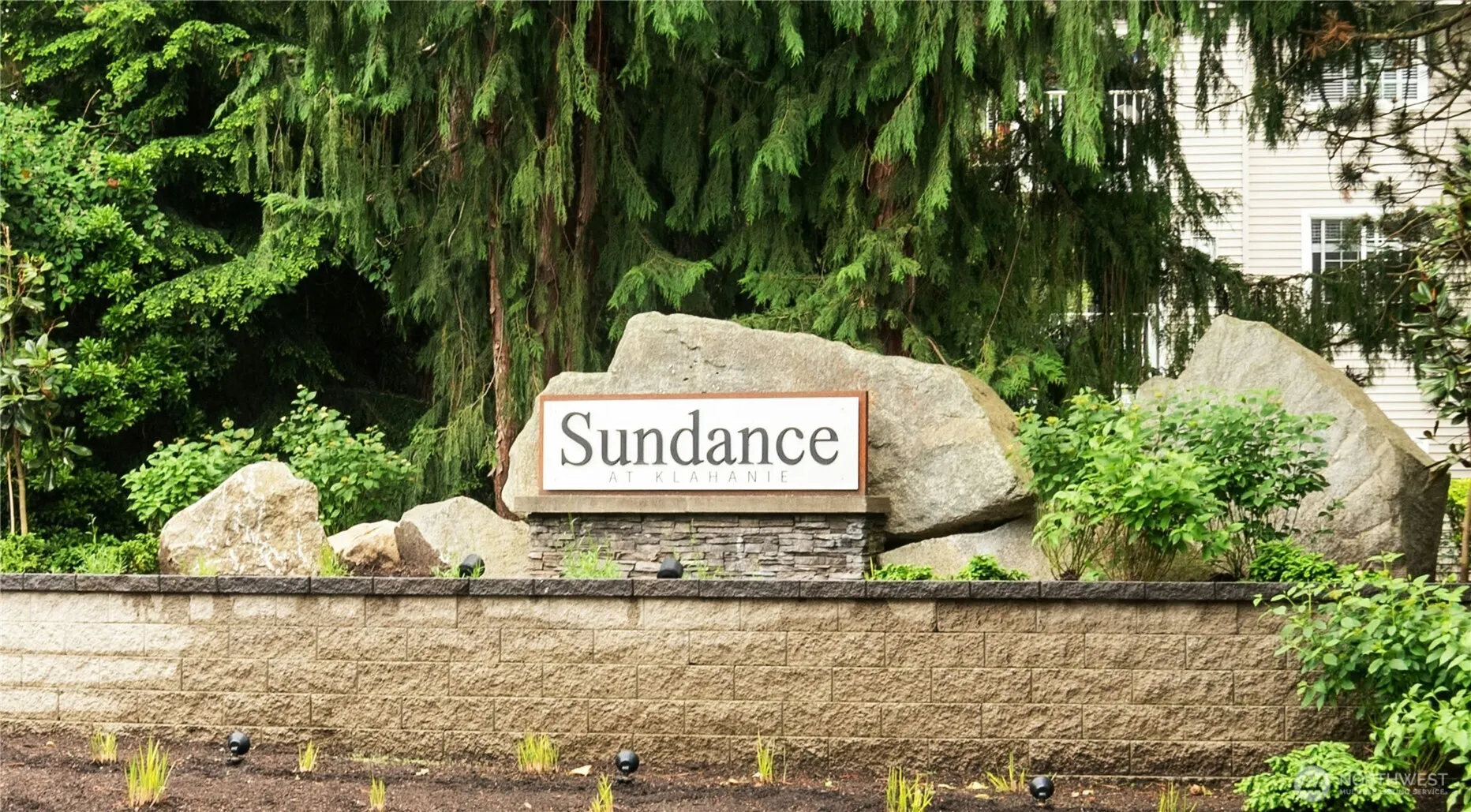 25235 SE Klahanie Boulevard #E305, Sammamish, WA 98029