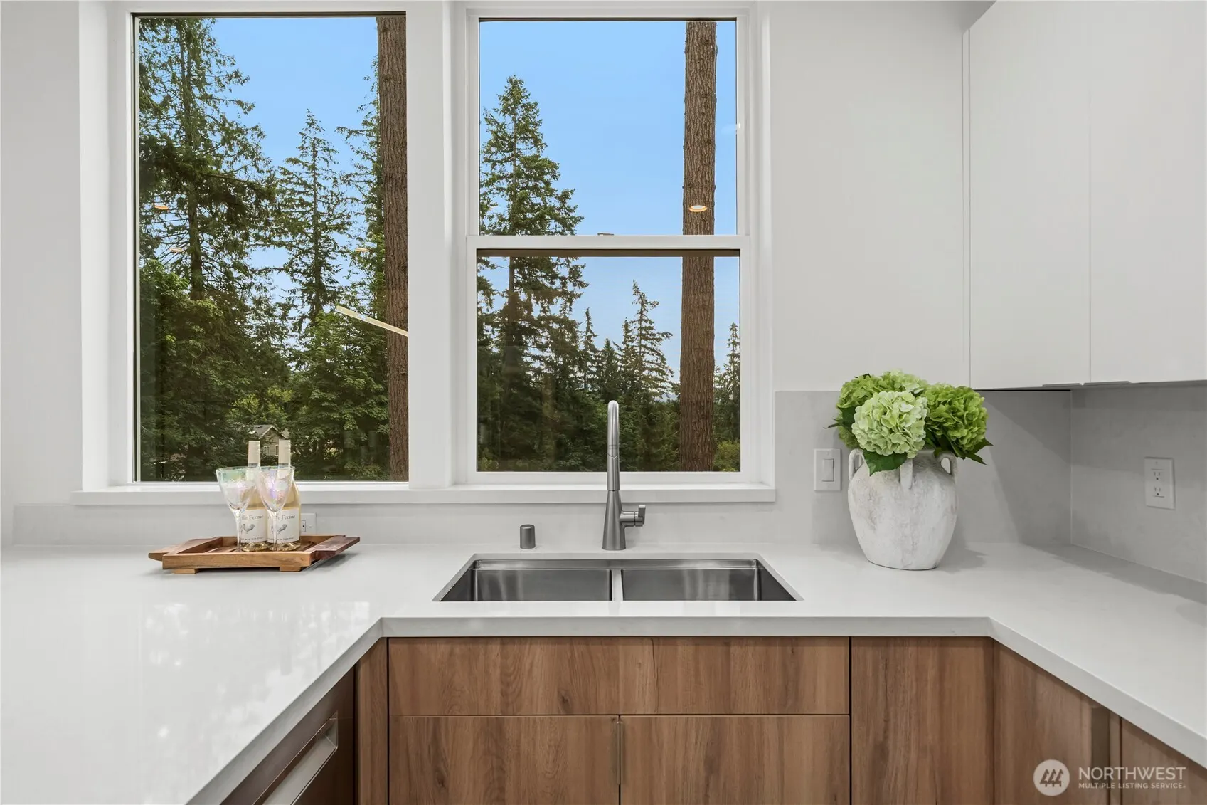 21037 NE 15th Street , Sammamish, WA 98074