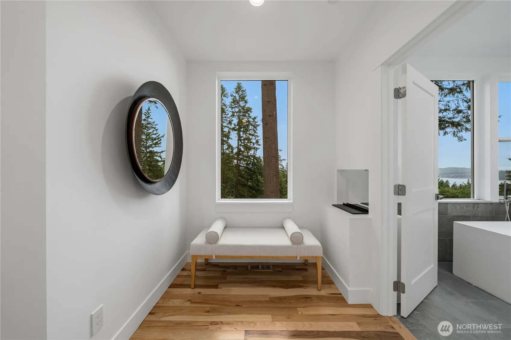 21037 NE 15th Street , Sammamish, WA 98074