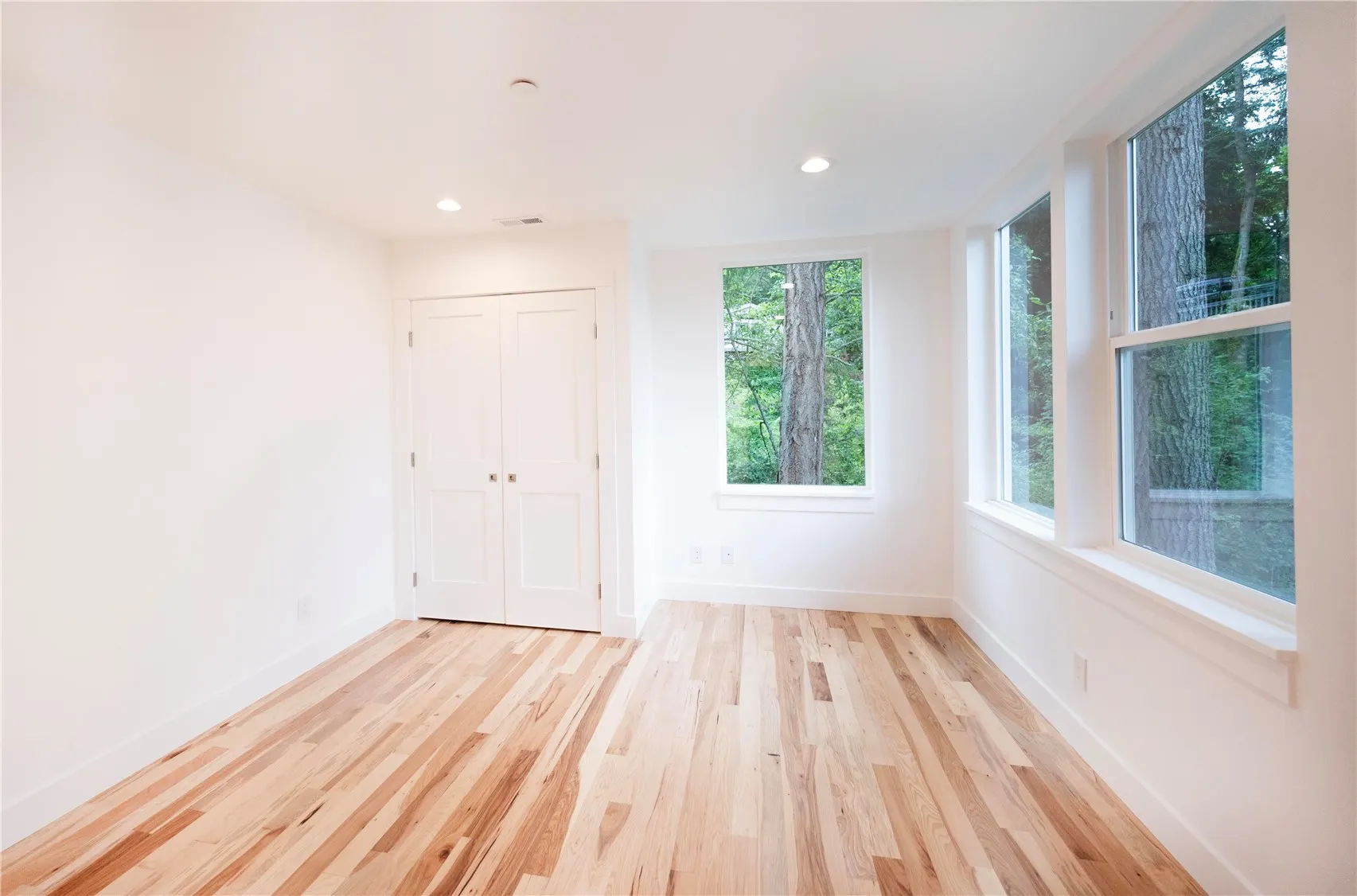 21037 NE 15th Street , Sammamish, WA 98074