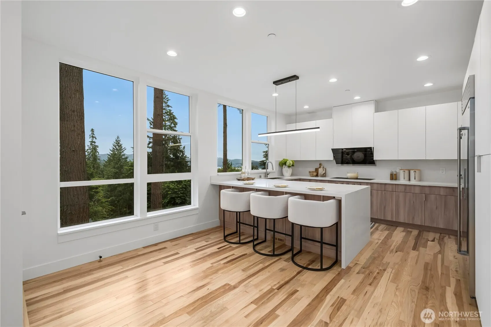 21037 NE 15th Street , Sammamish, WA 98074