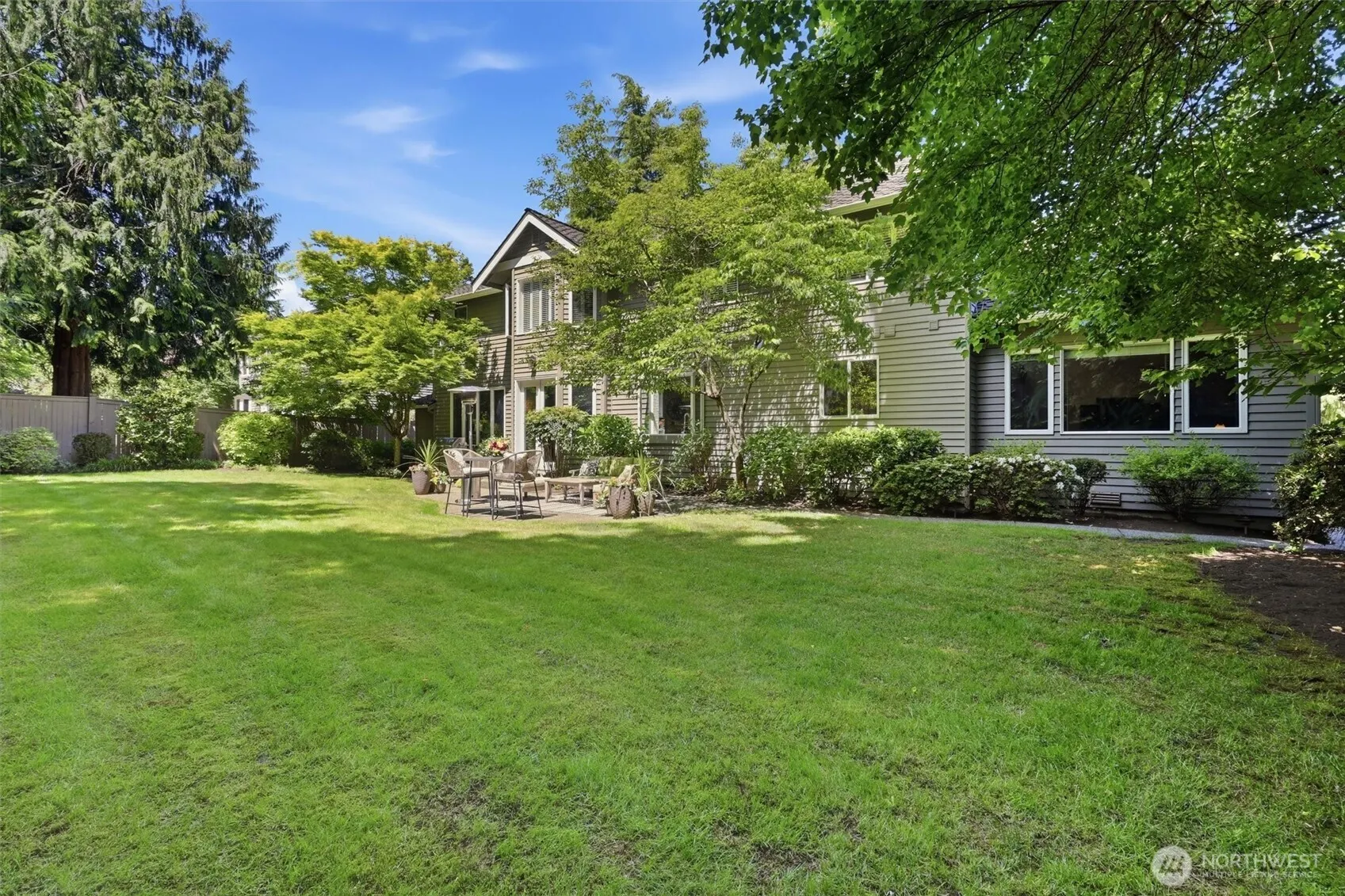 25817 SE 31st Place , Sammamish, WA 98075