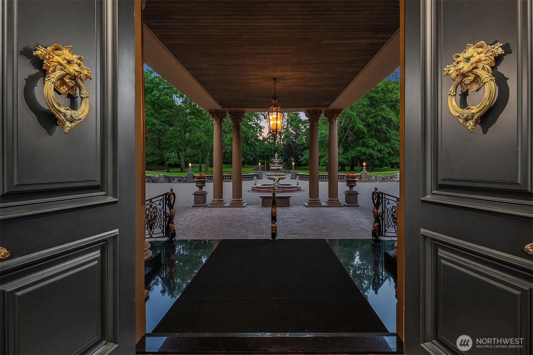 14523 172nd Avenue NE, Woodinville, WA 98072-4557