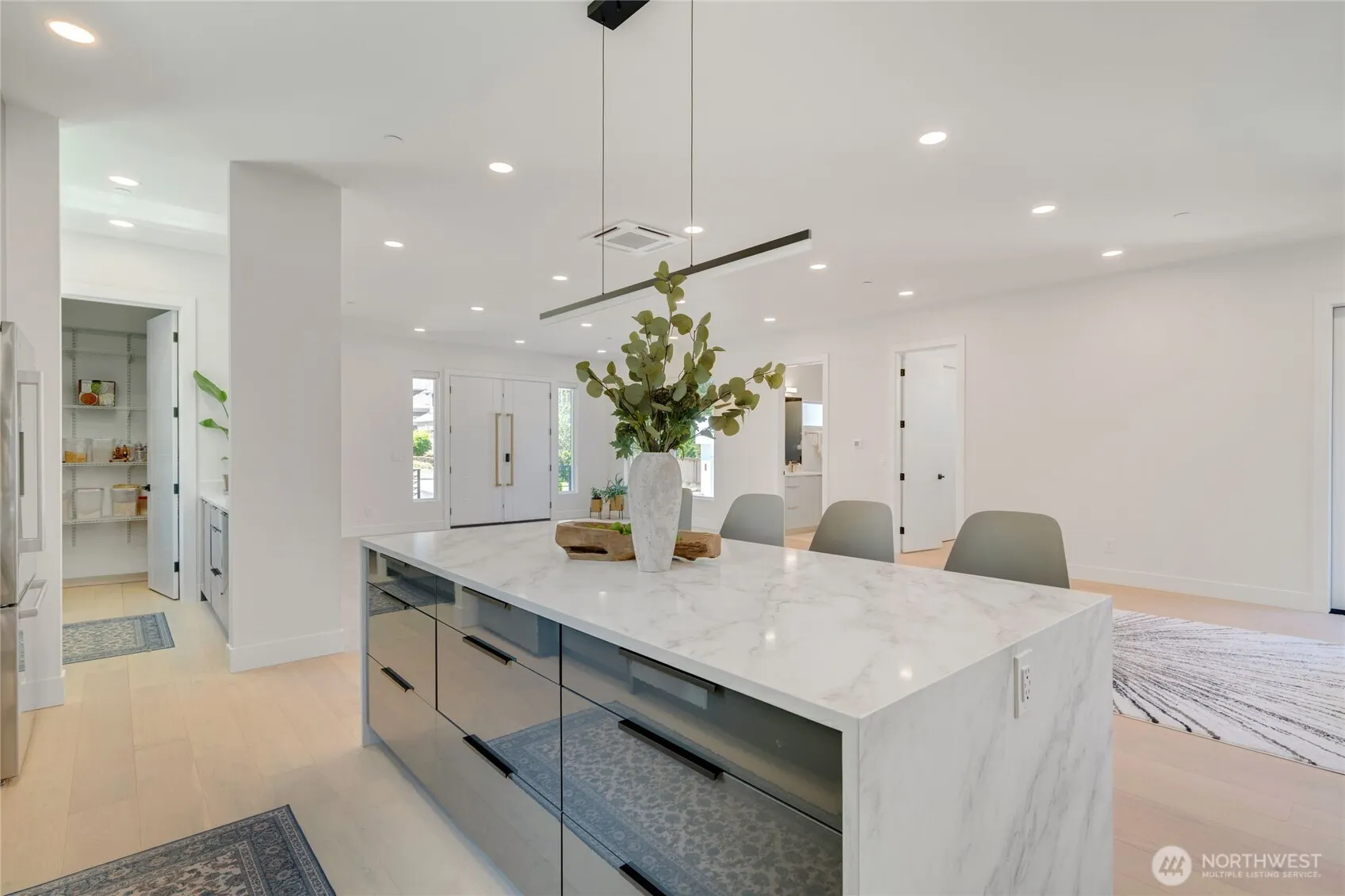 24225 SE 26th Place , Sammamish, WA 98075
