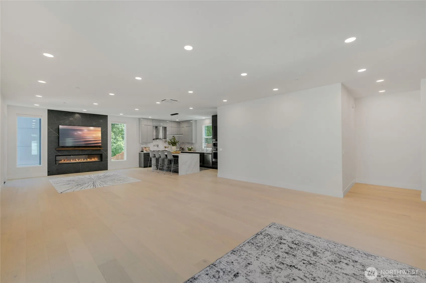 24225 SE 26th Place , Sammamish, WA 98075