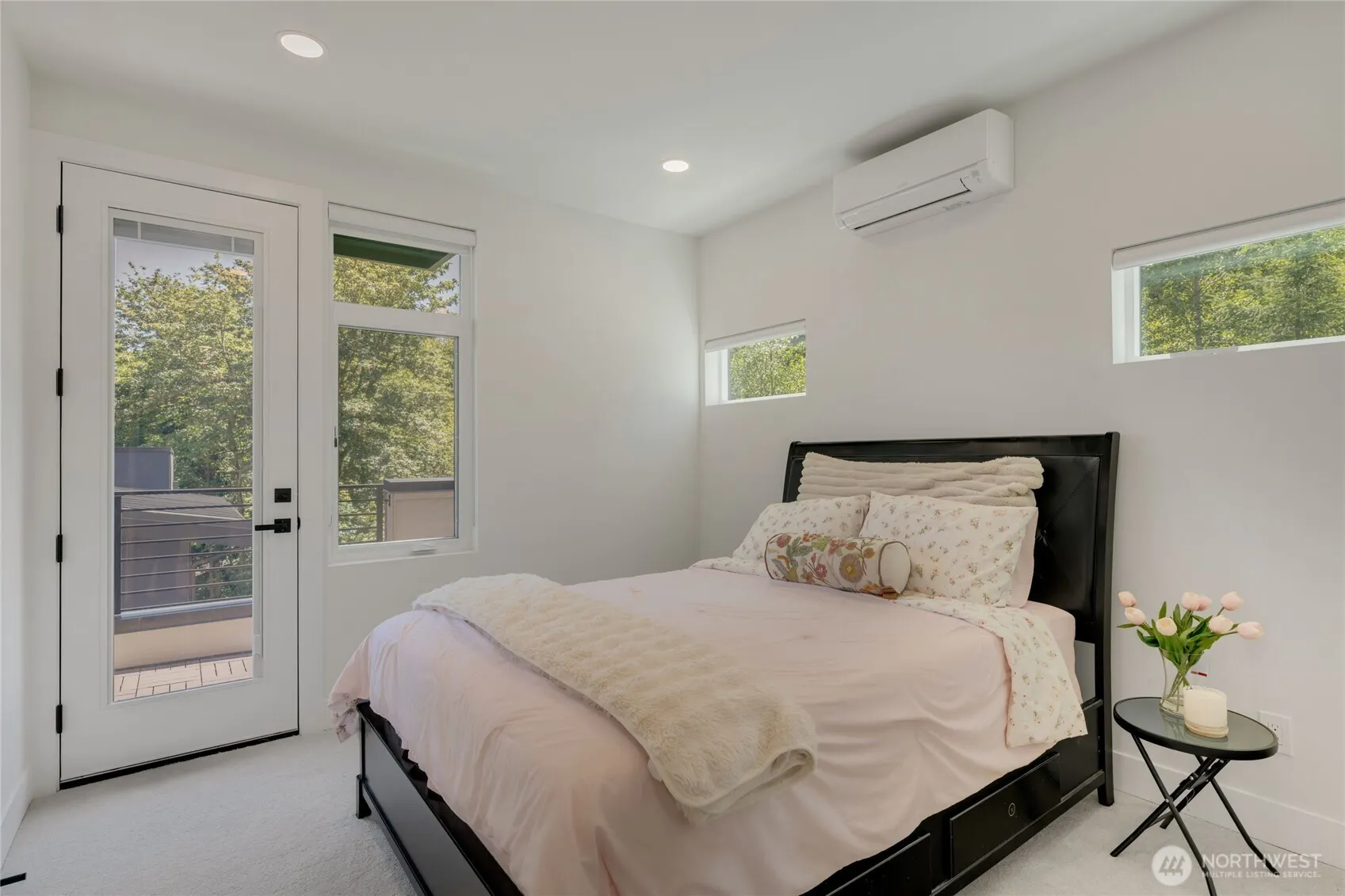 24225 SE 26th Place , Sammamish, WA 98075