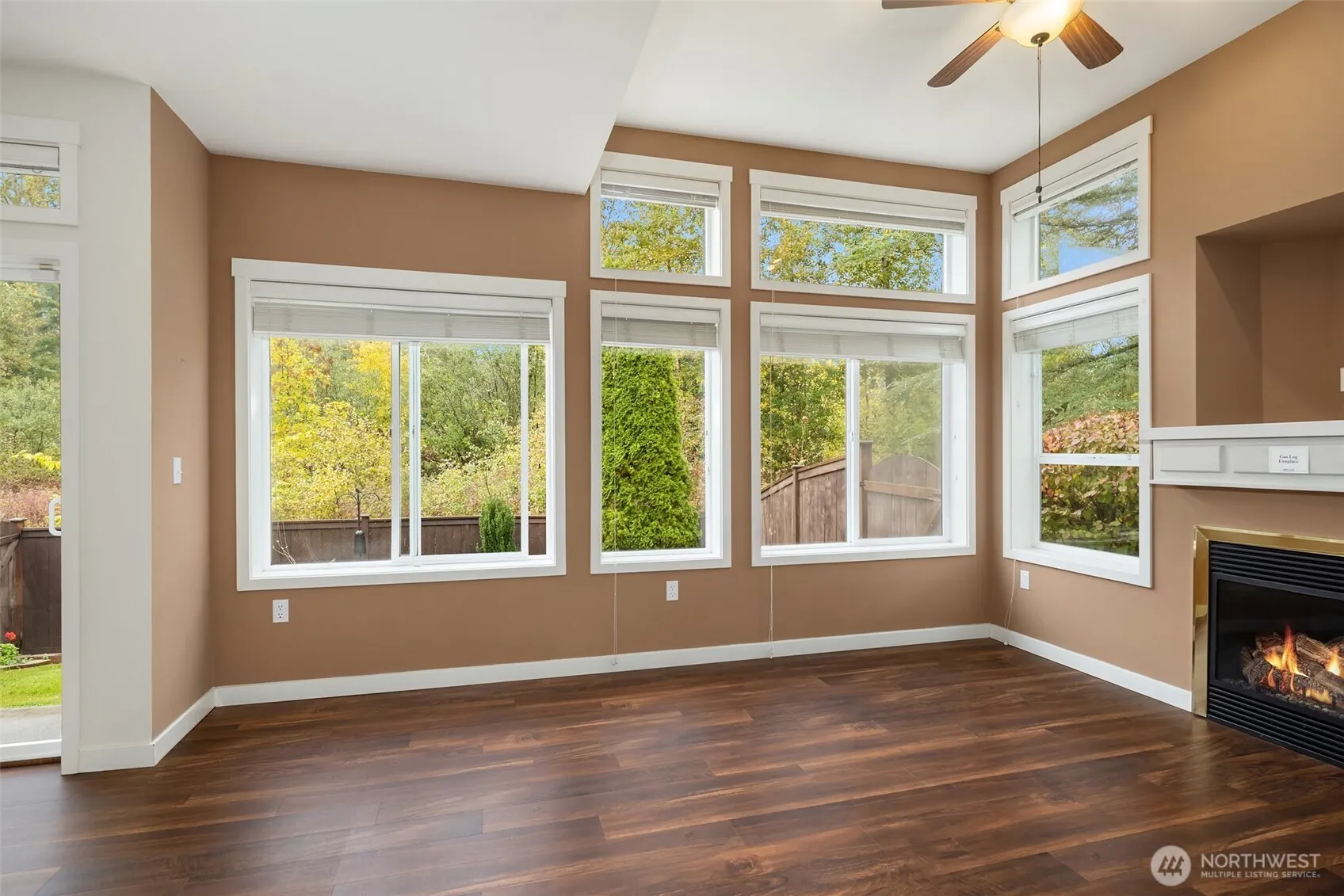 23748 SE 36th Lane , Sammamish, WA 98029