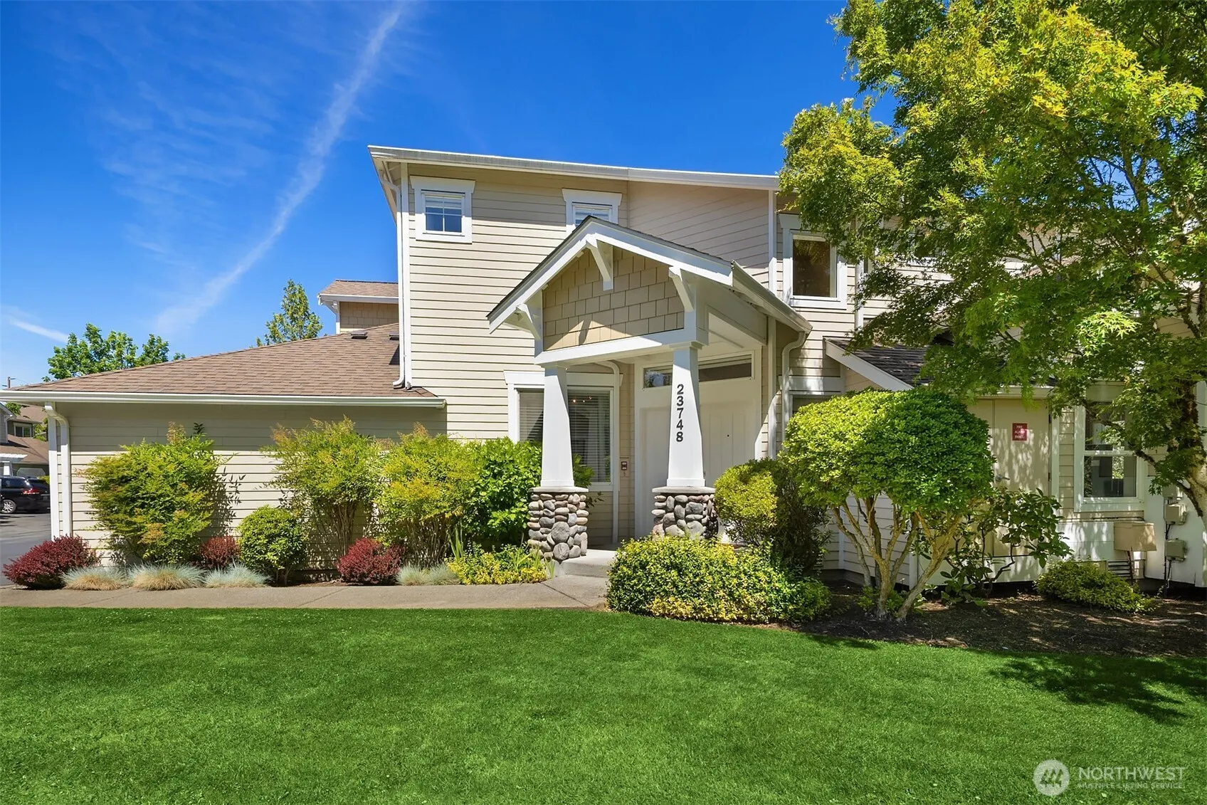 23748 SE 36th Lane , Sammamish, WA 98029
