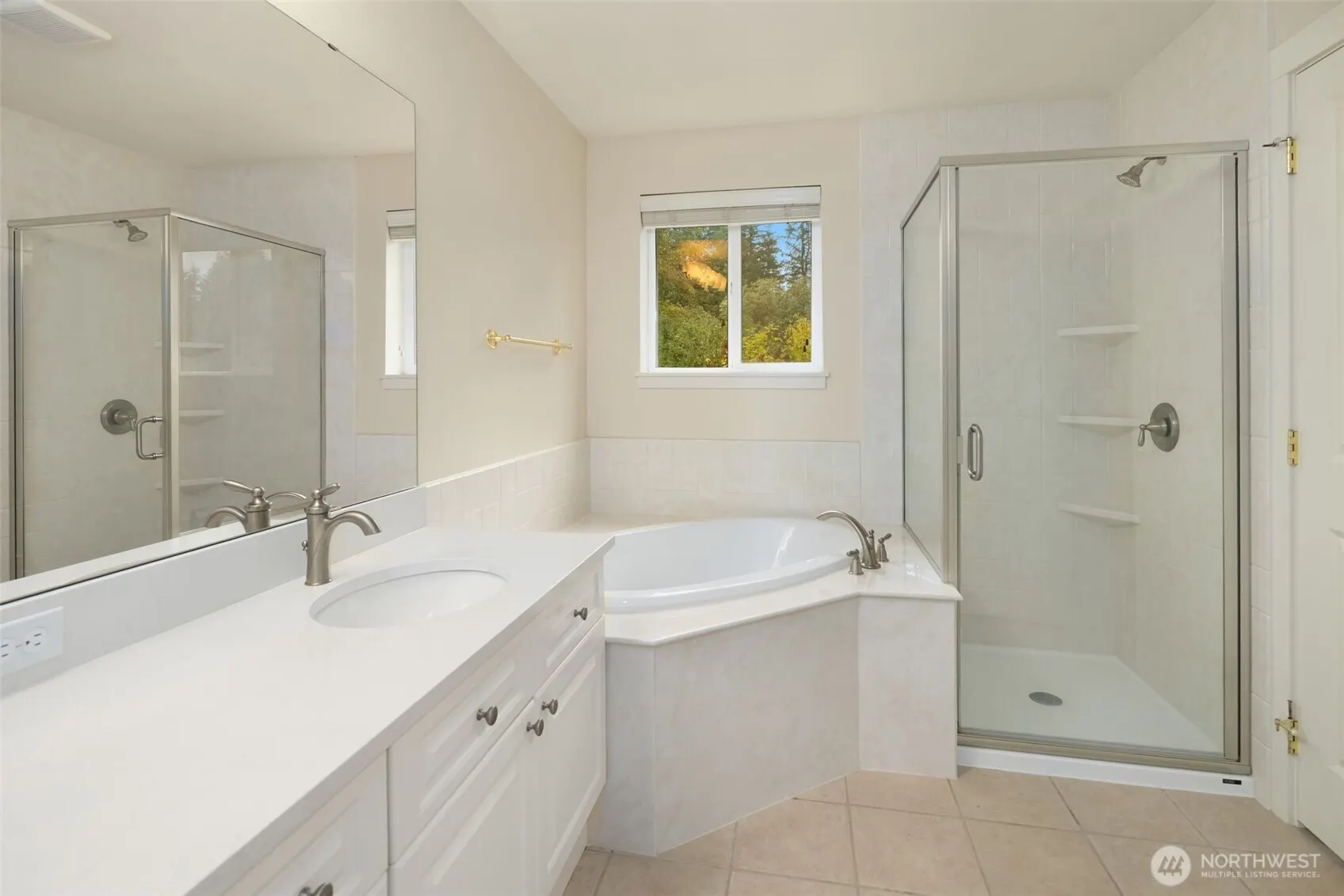 23748 SE 36th Lane , Sammamish, WA 98029