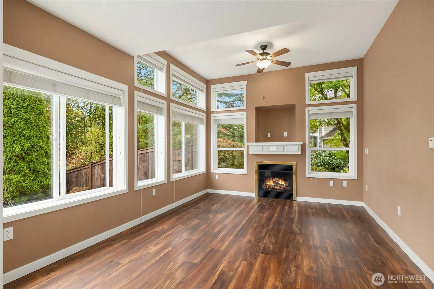 23748 SE 36th Lane , Sammamish, WA 98029