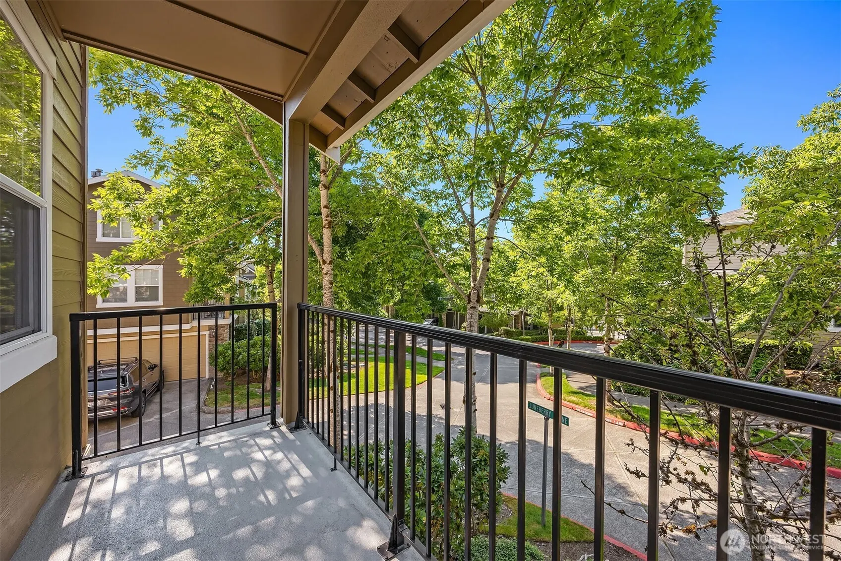 1906 Juneberry Court NE ##1906, Issaquah, WA 98029