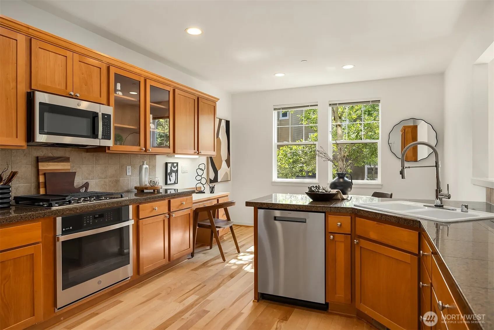 1906 Juneberry Court NE ##1906, Issaquah, WA 98029