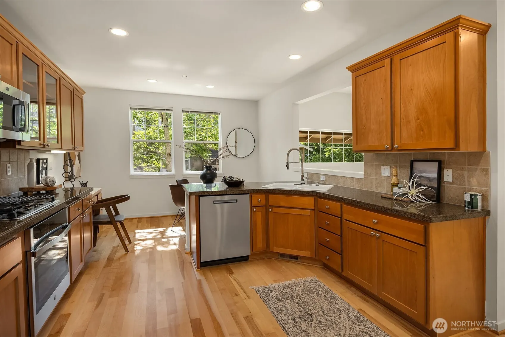 1906 Juneberry Court NE ##1906, Issaquah, WA 98029