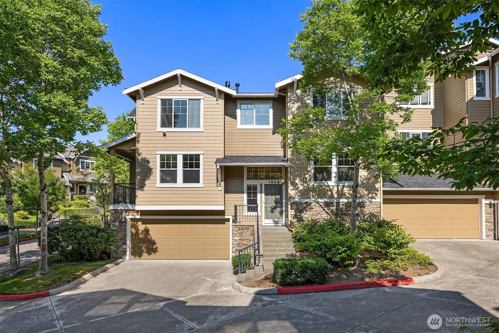 1906 Juneberry Court NE ##1906, Issaquah, WA 98029
